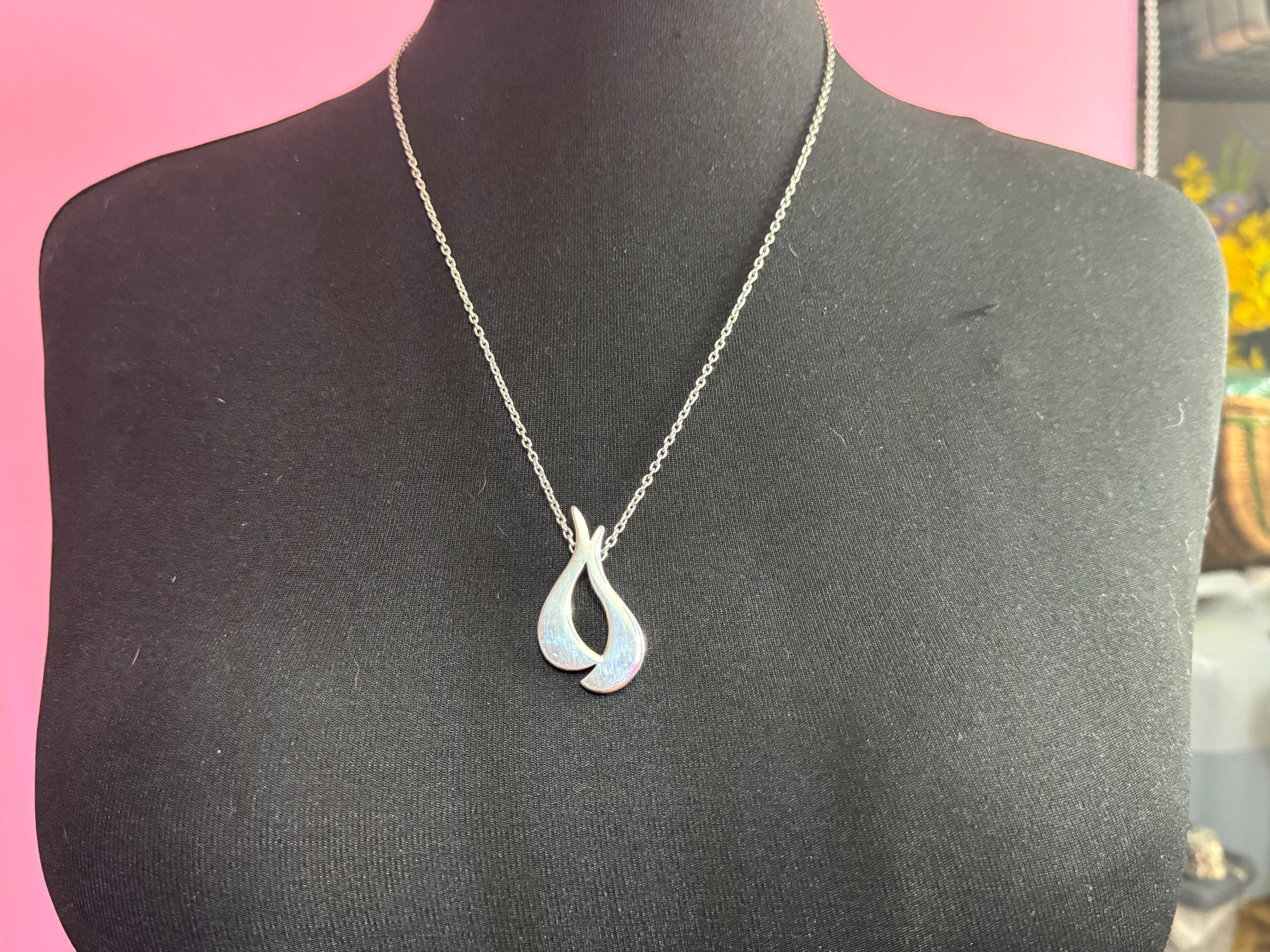 925 sterling silver abstract modernist pendant on a 69cm chain by Newbridge silverware