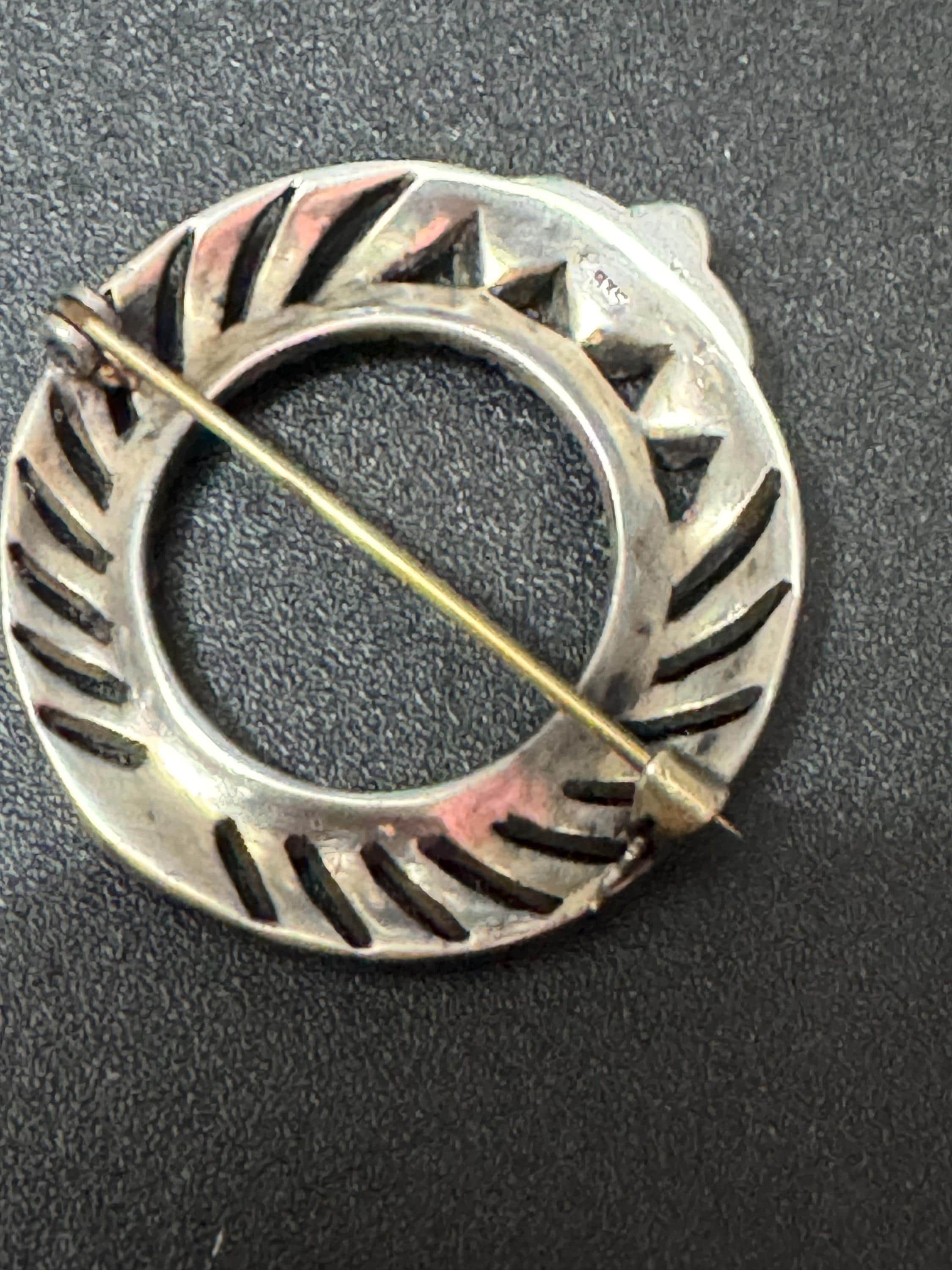 Sterling 925 silver floral wreath brooch with clear diamanté old paste stones 3.75cm