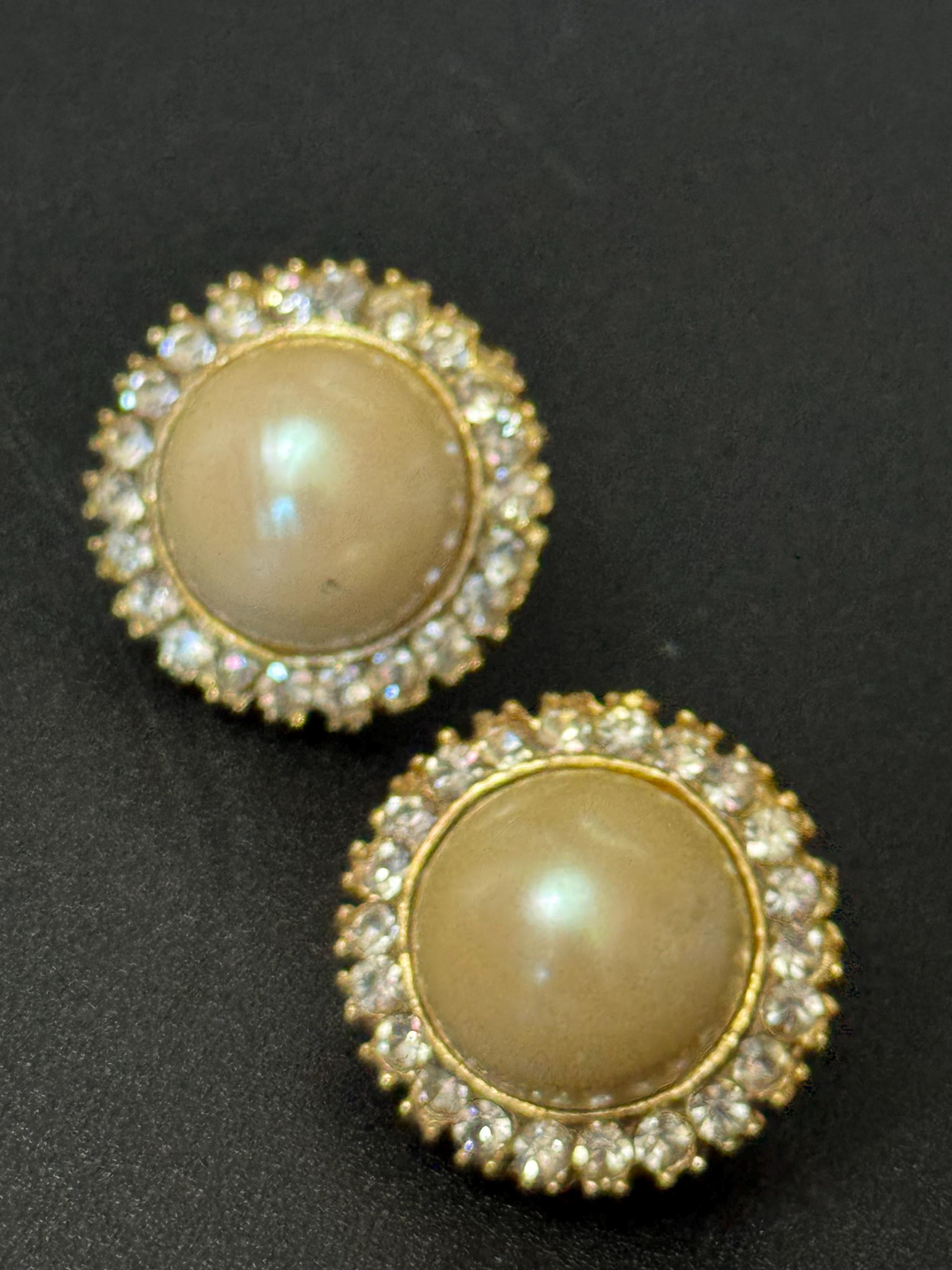 Vintage gold tone & clear diamanté paste stone with domed faux pearl cabochon stud earrings for pierced ears