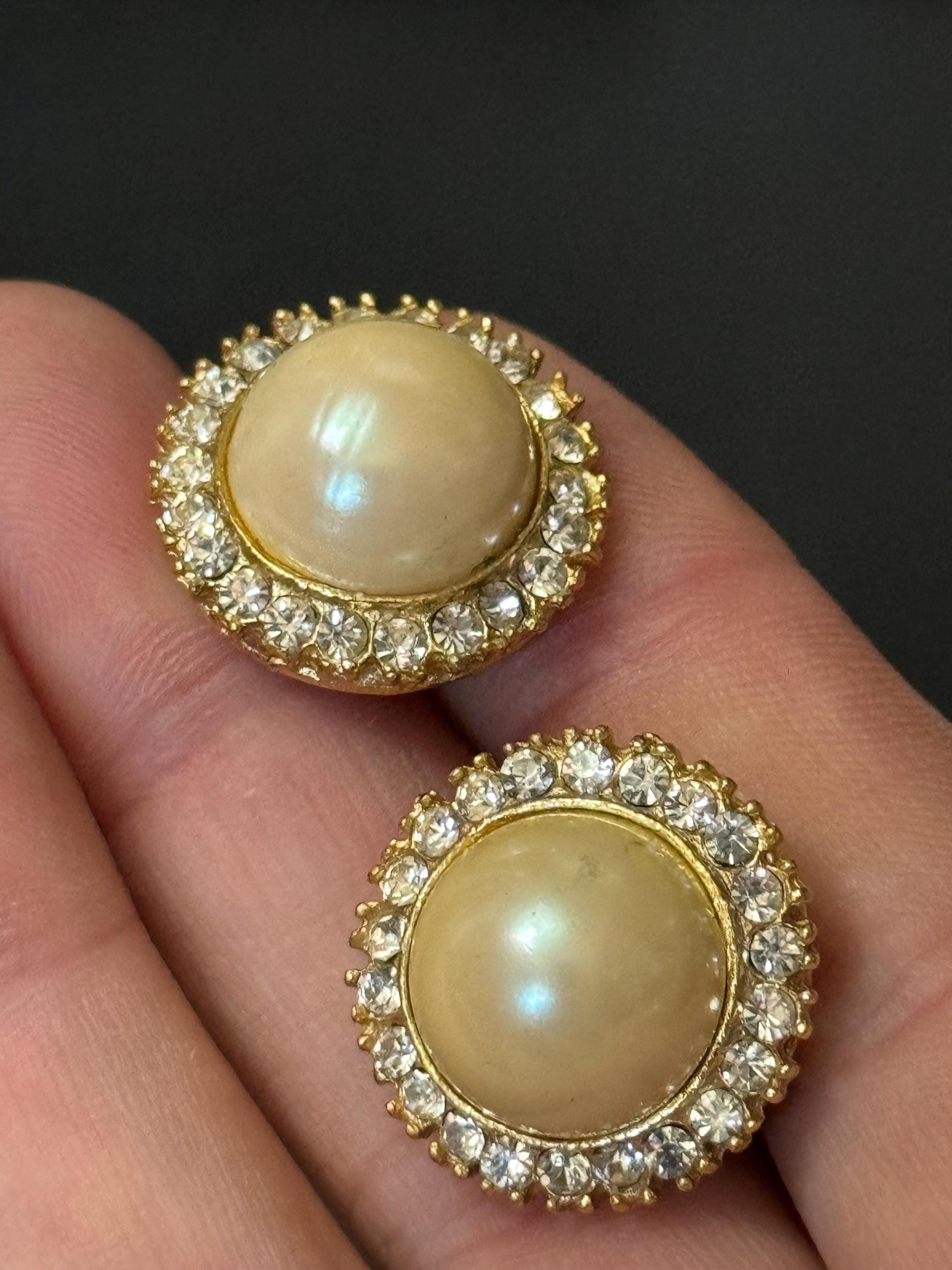 Vintage gold tone & clear diamanté paste stone with domed faux pearl cabochon stud earrings for pierced ears