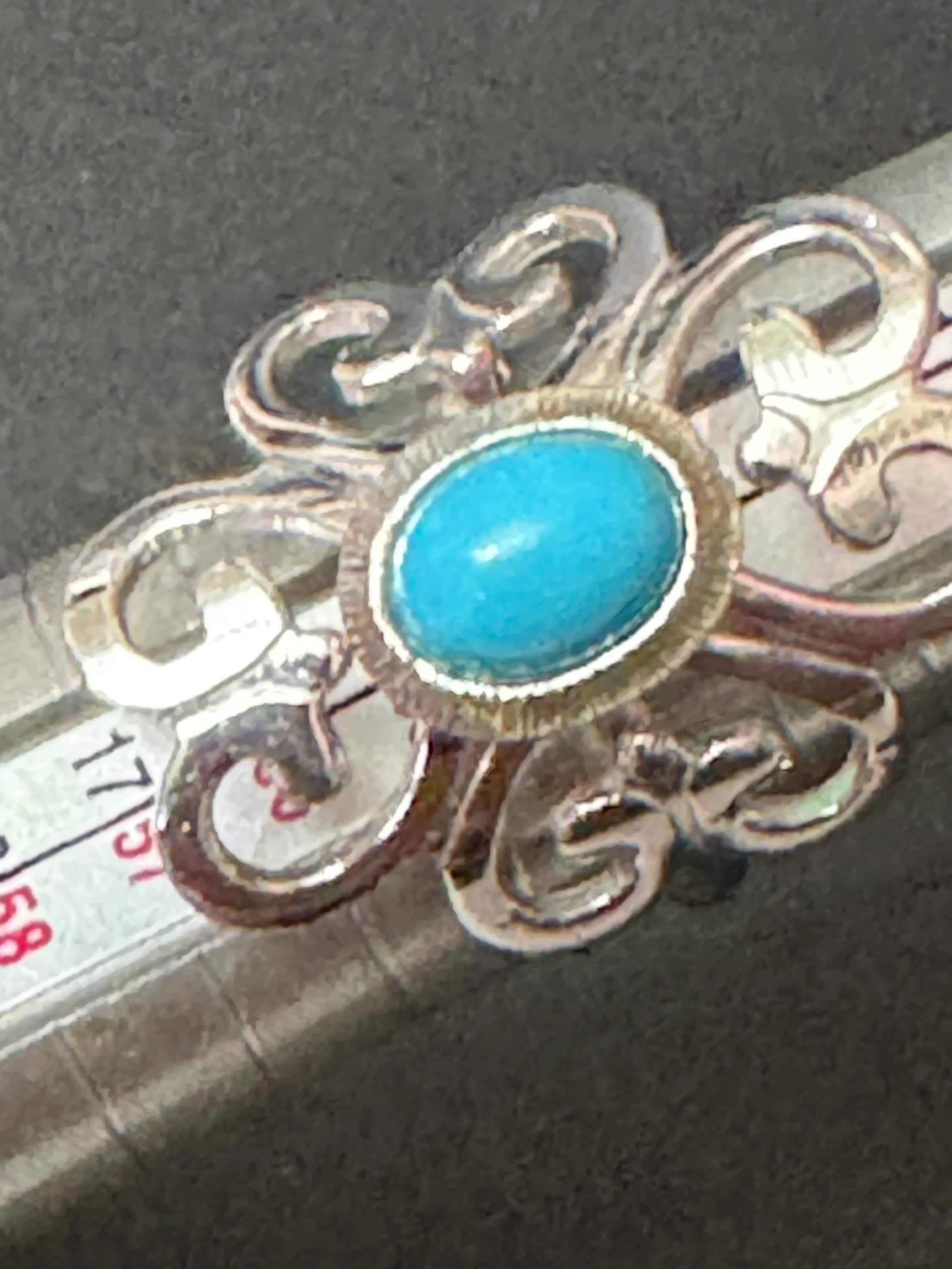 Signed sarah Coventry silver tone 1970s brutalist turquoise blue oval cabochon cocktail ring adjustable M N O