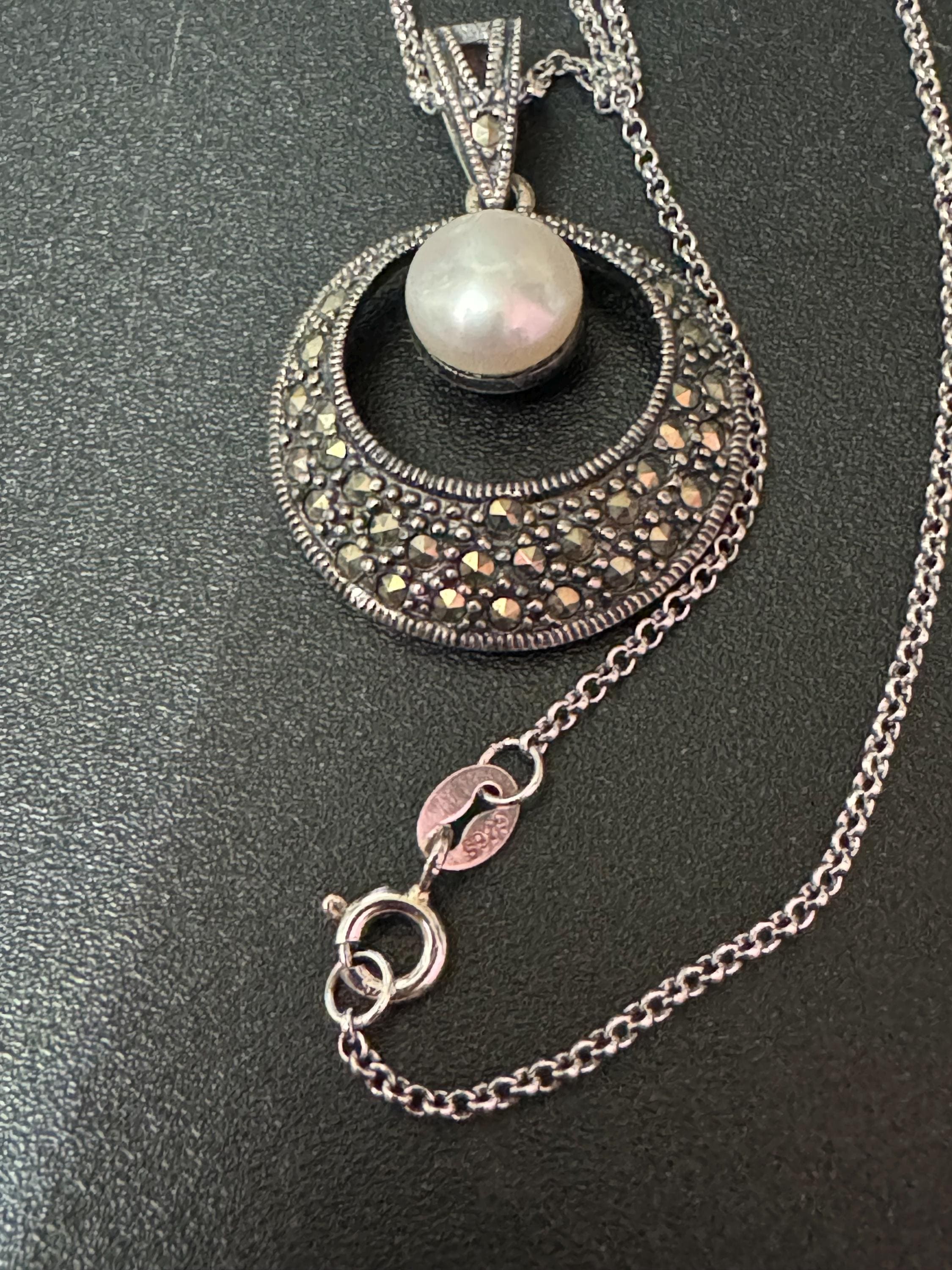Vintage 925 silver, natural pearl and marcasite drop pendant necklace 40cm 8.3grams
