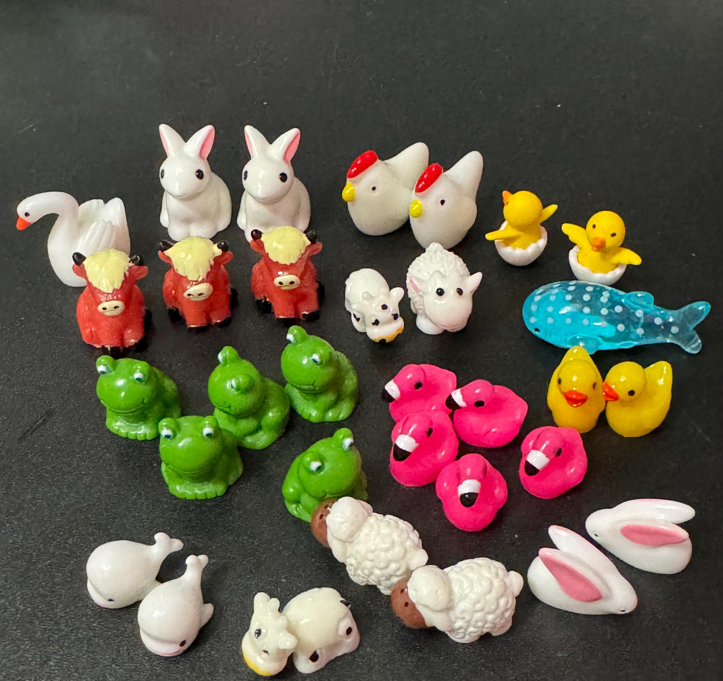 5 x Miniature pink flamingo toppers tiny figures for cake decoration , craft and dollhouse