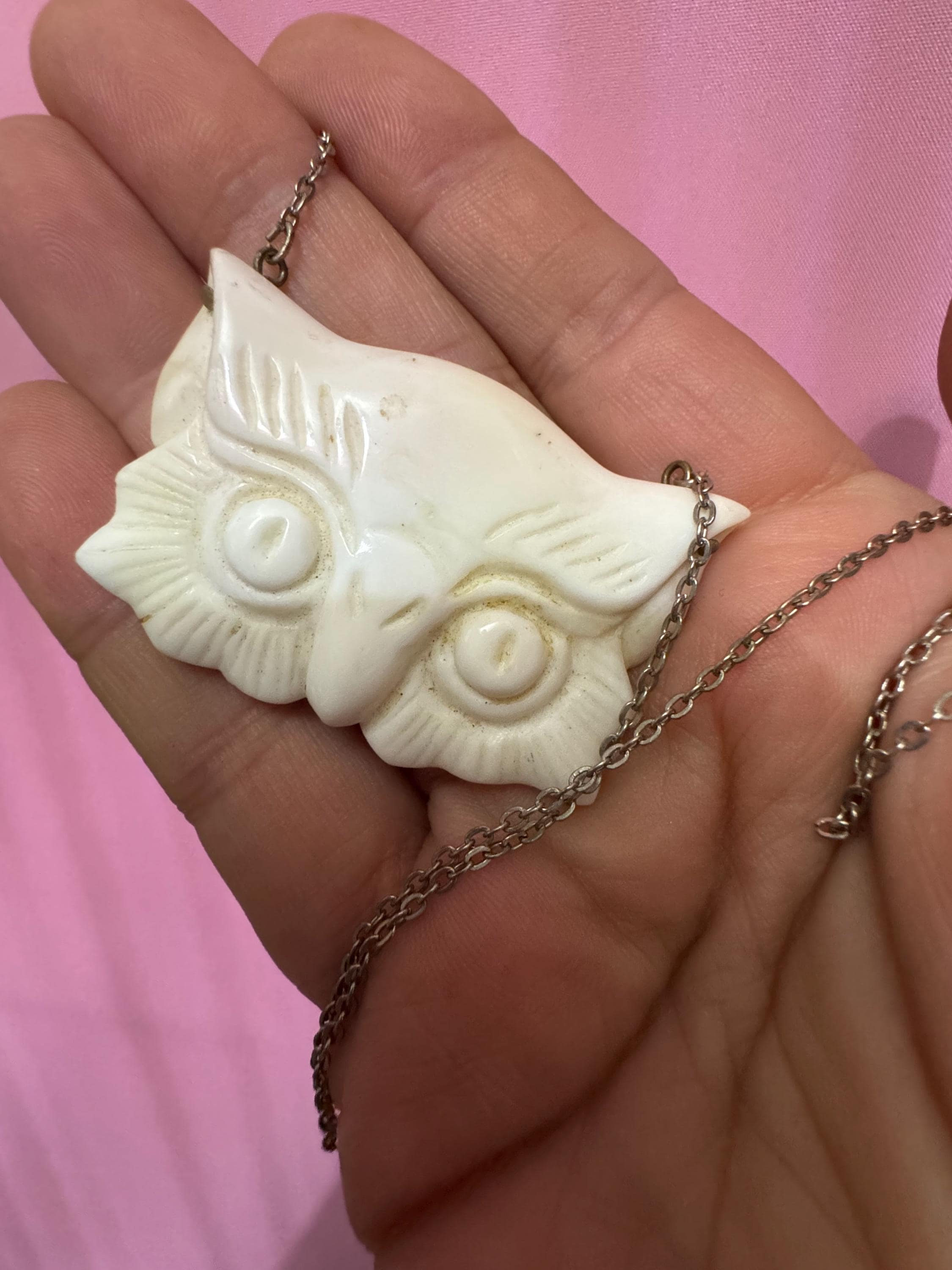 Unusual artisan white pressed glass owl pendant necklace 68cm