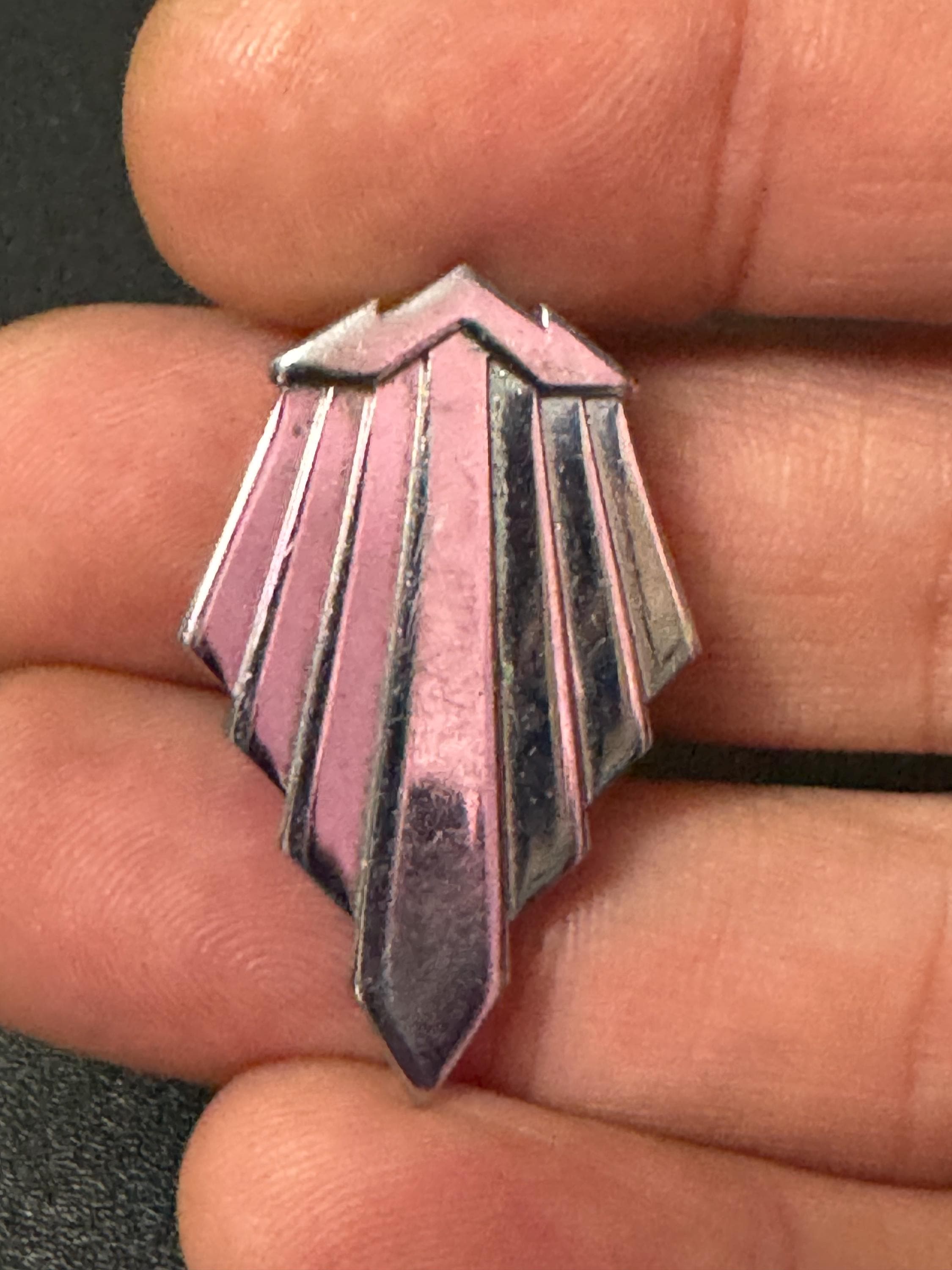 1 x Art Deco Chrome geometric fan dress clip