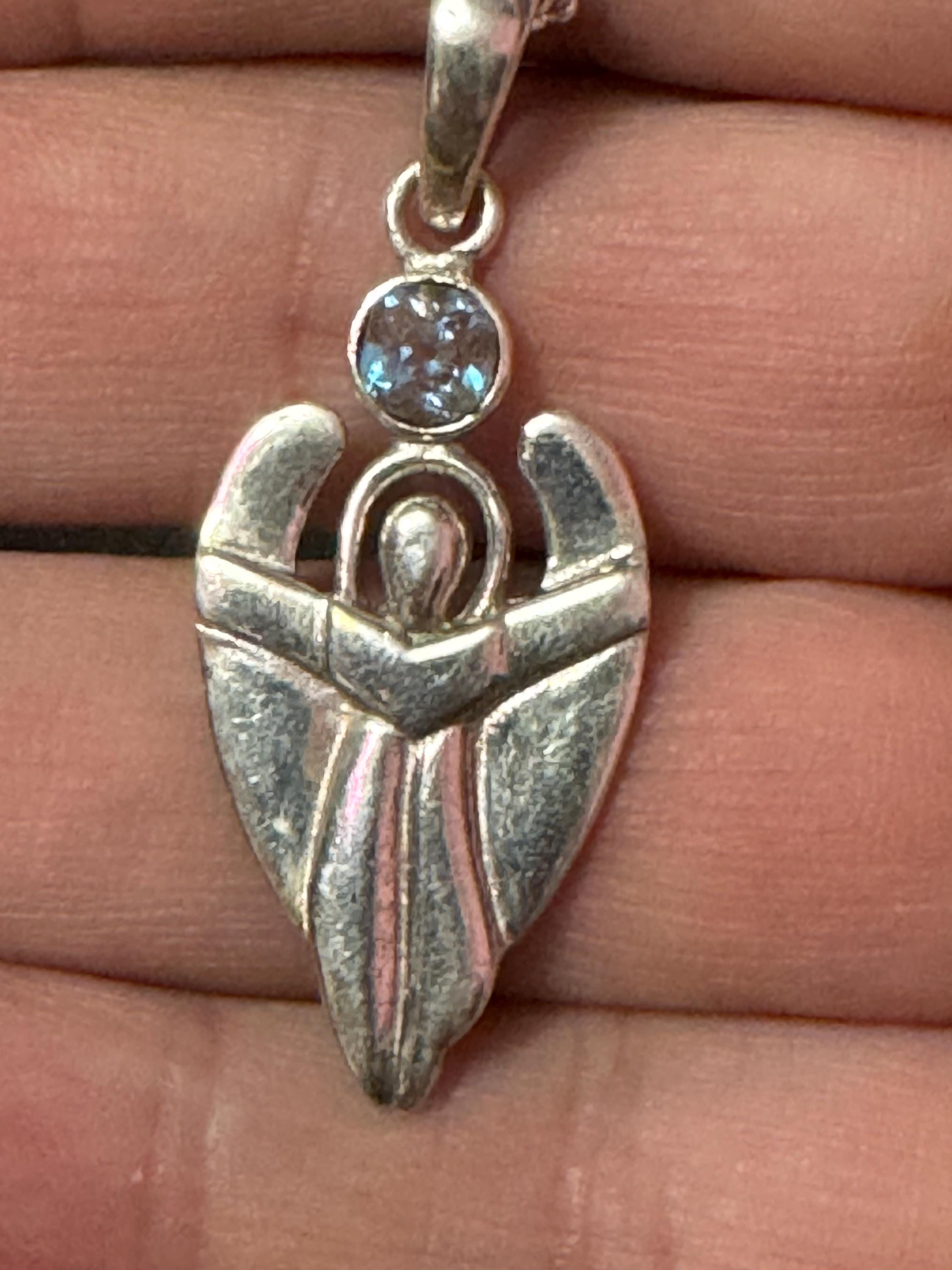 925 sterling silver Czech saphiret gemstone angel pendant and fine chain