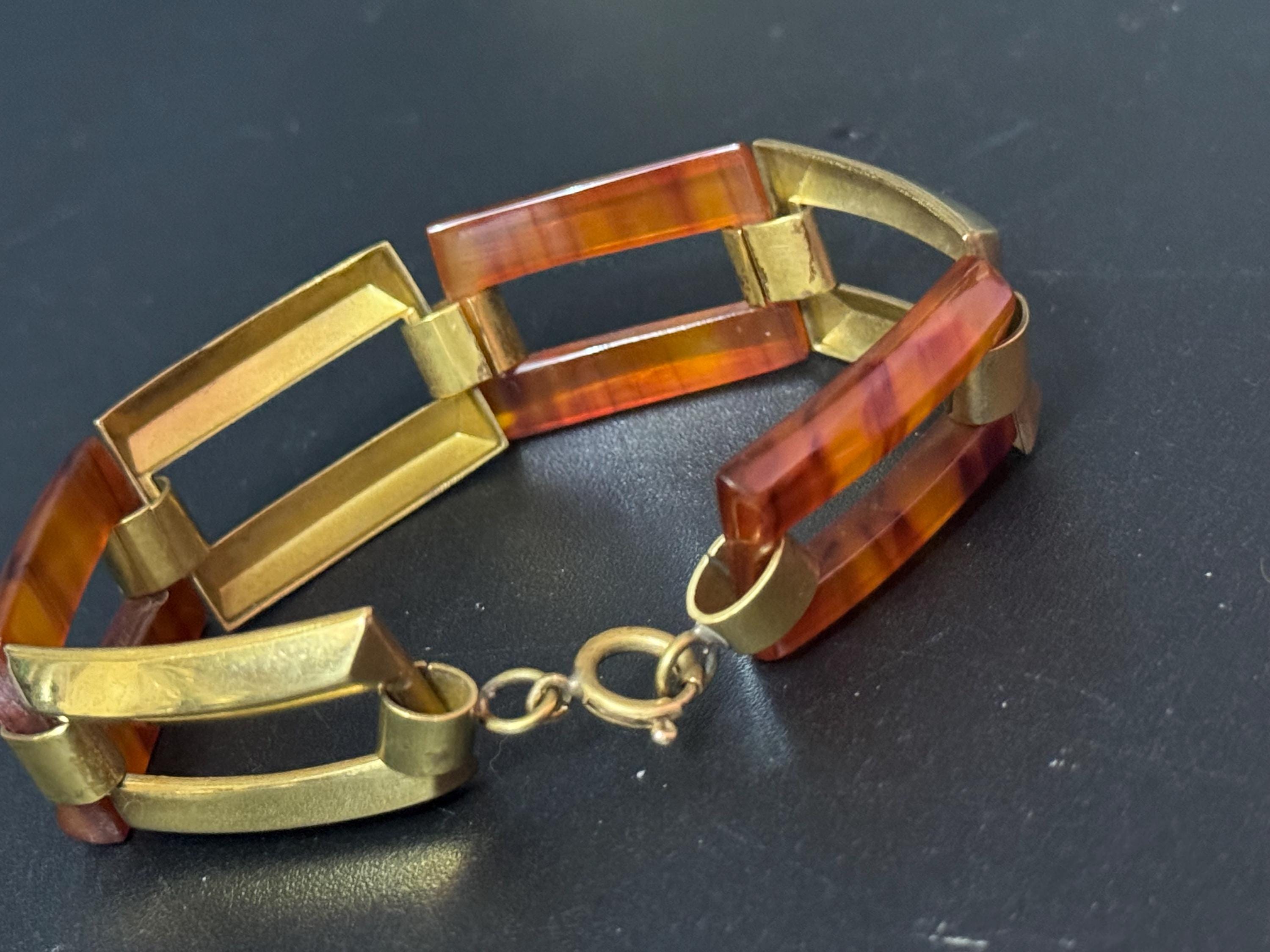 Faux tortoiseshell brown celluloid plastic resin panel link gold tone bracelet Vintage retro 60’s 70s