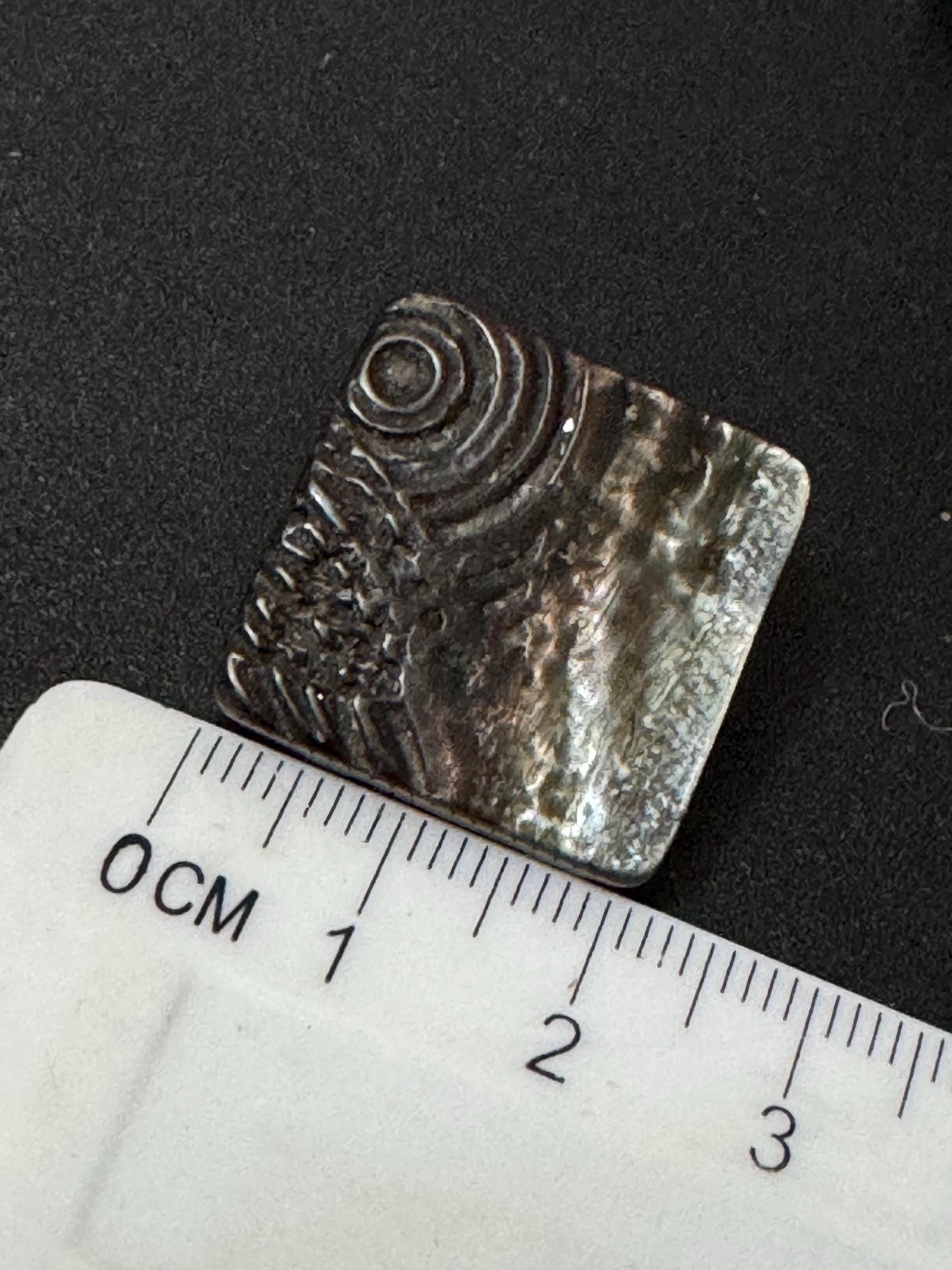 Italian 1980s modernist dark brown textured square clip on oversized stud earrings stamped made in Italy