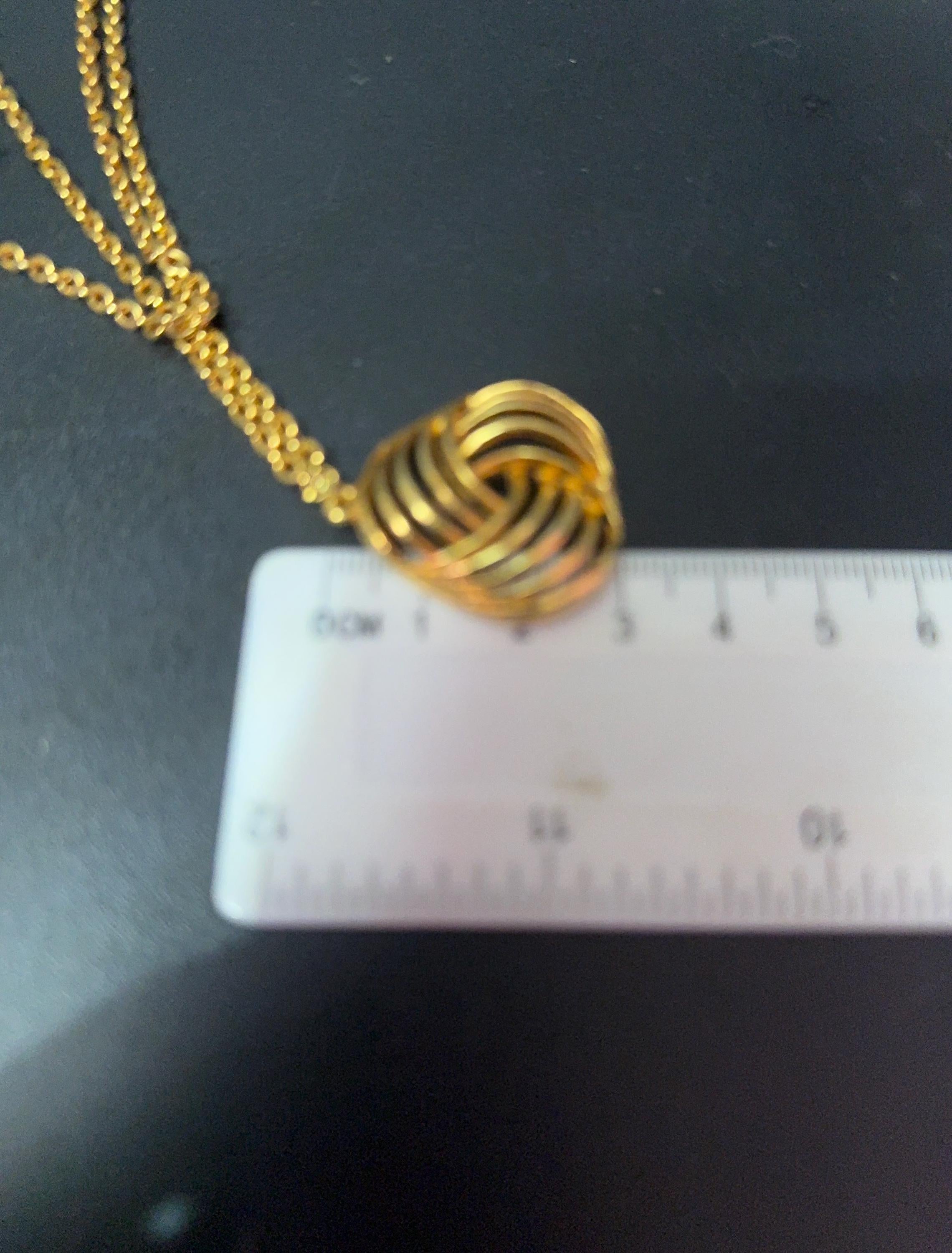 signed Coro abstract swirl gold tone pendant necklace vintage 54cm Corocraft