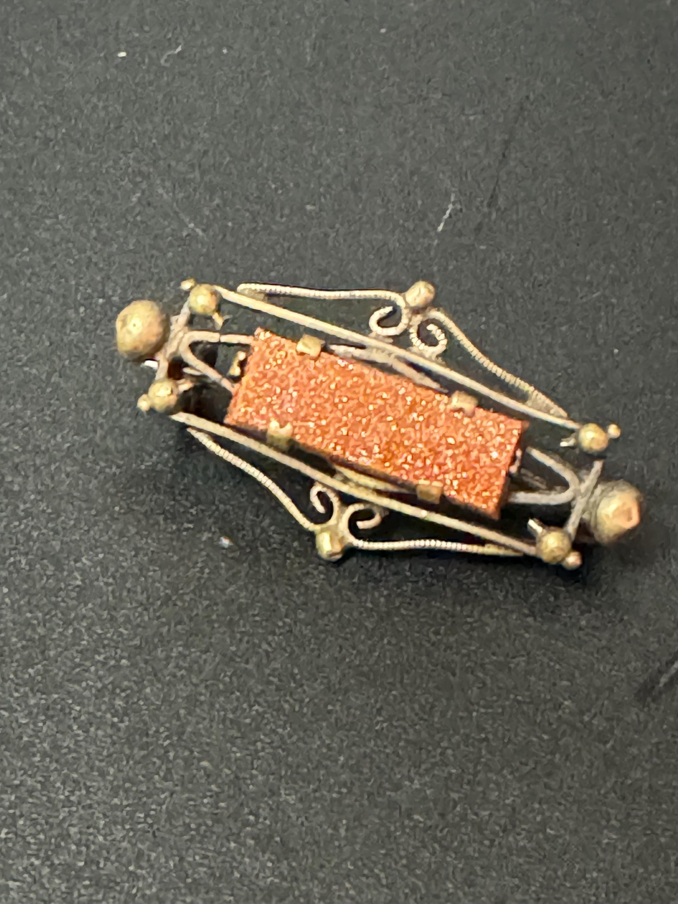 Antique Vintage goldstone gemstone Victorian Edwardian Gold Gilt Metal brooch 1900s 1920s