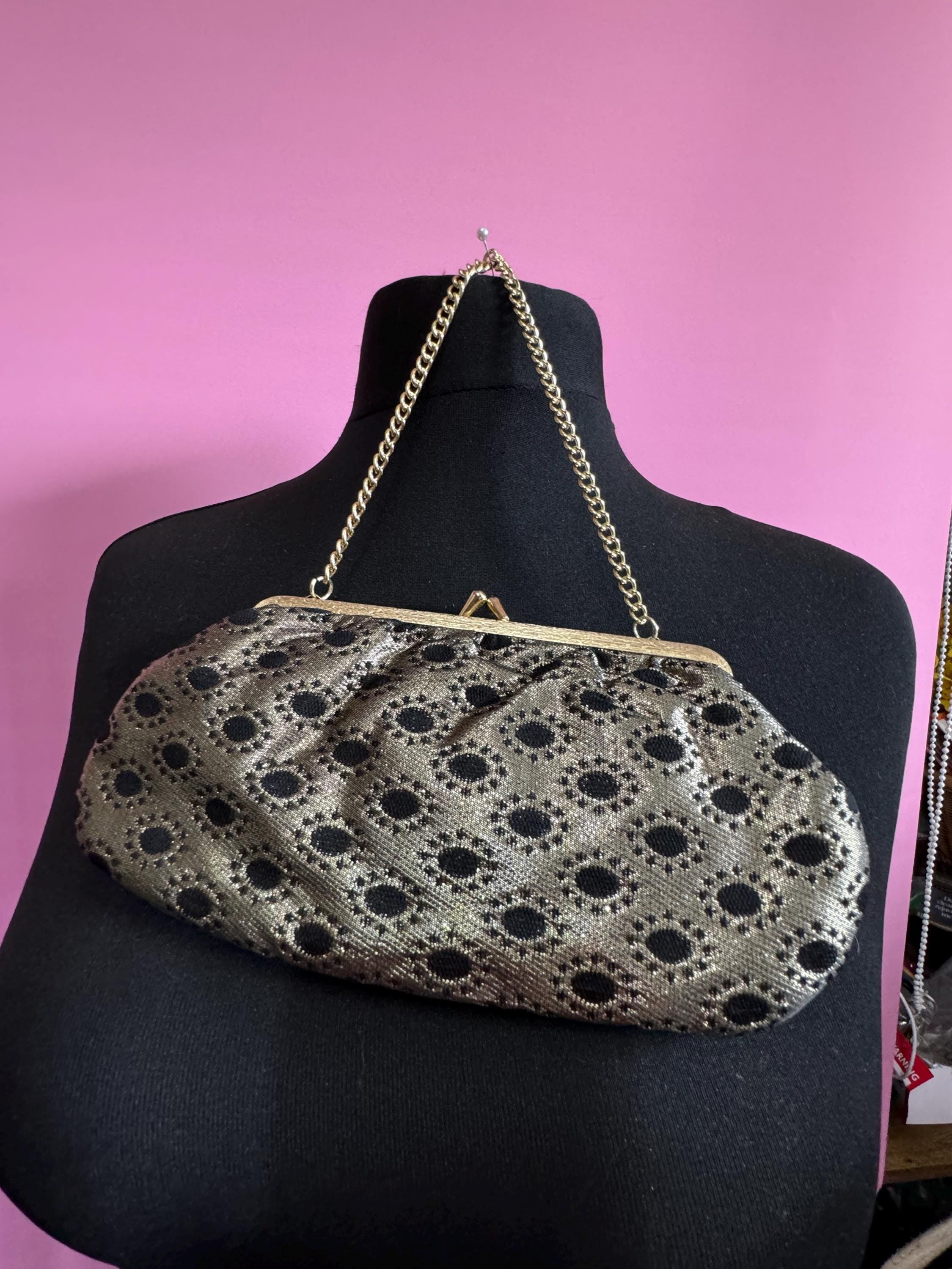 Vintage black and gold Lurex lame clutch Evening bag cosmetics chain Purse 1960s 1970s