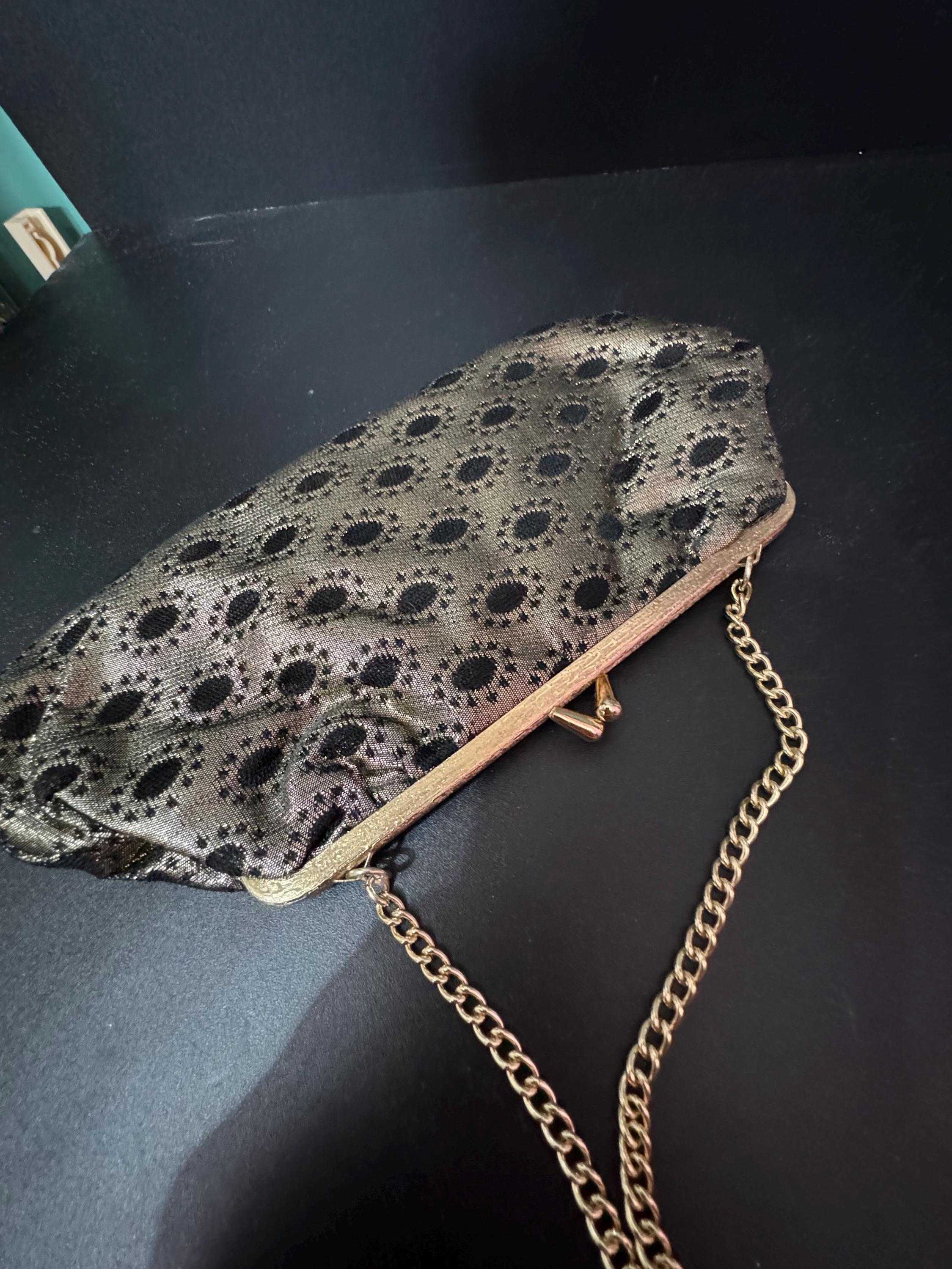 Vintage black and gold Lurex lame clutch Evening bag cosmetics chain Purse 1960s 1970s