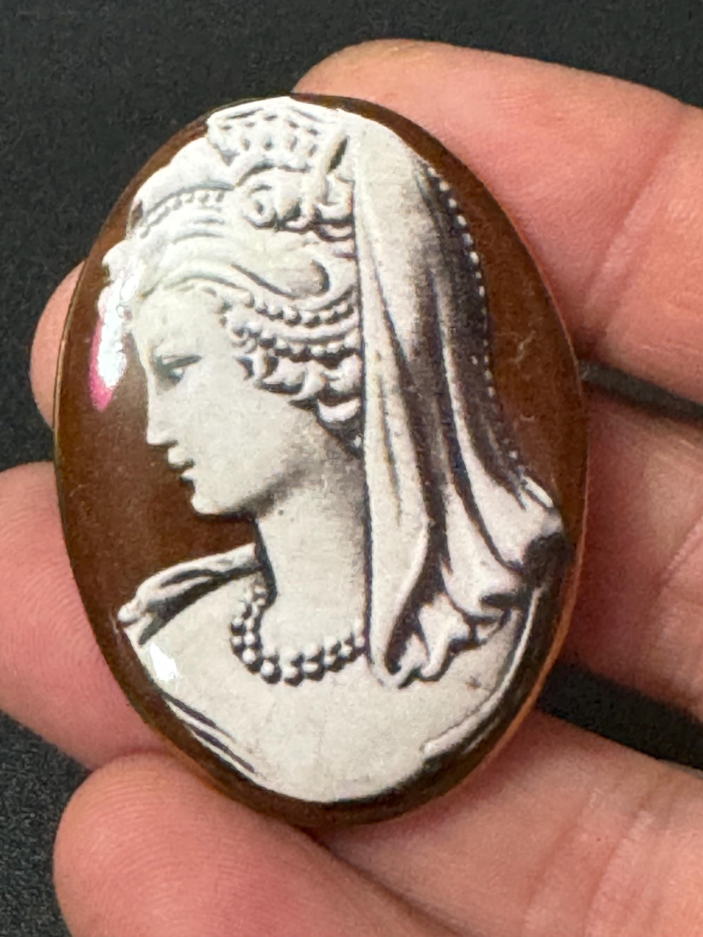 Vintage porcelain china large oval cameo brooch brown and cream