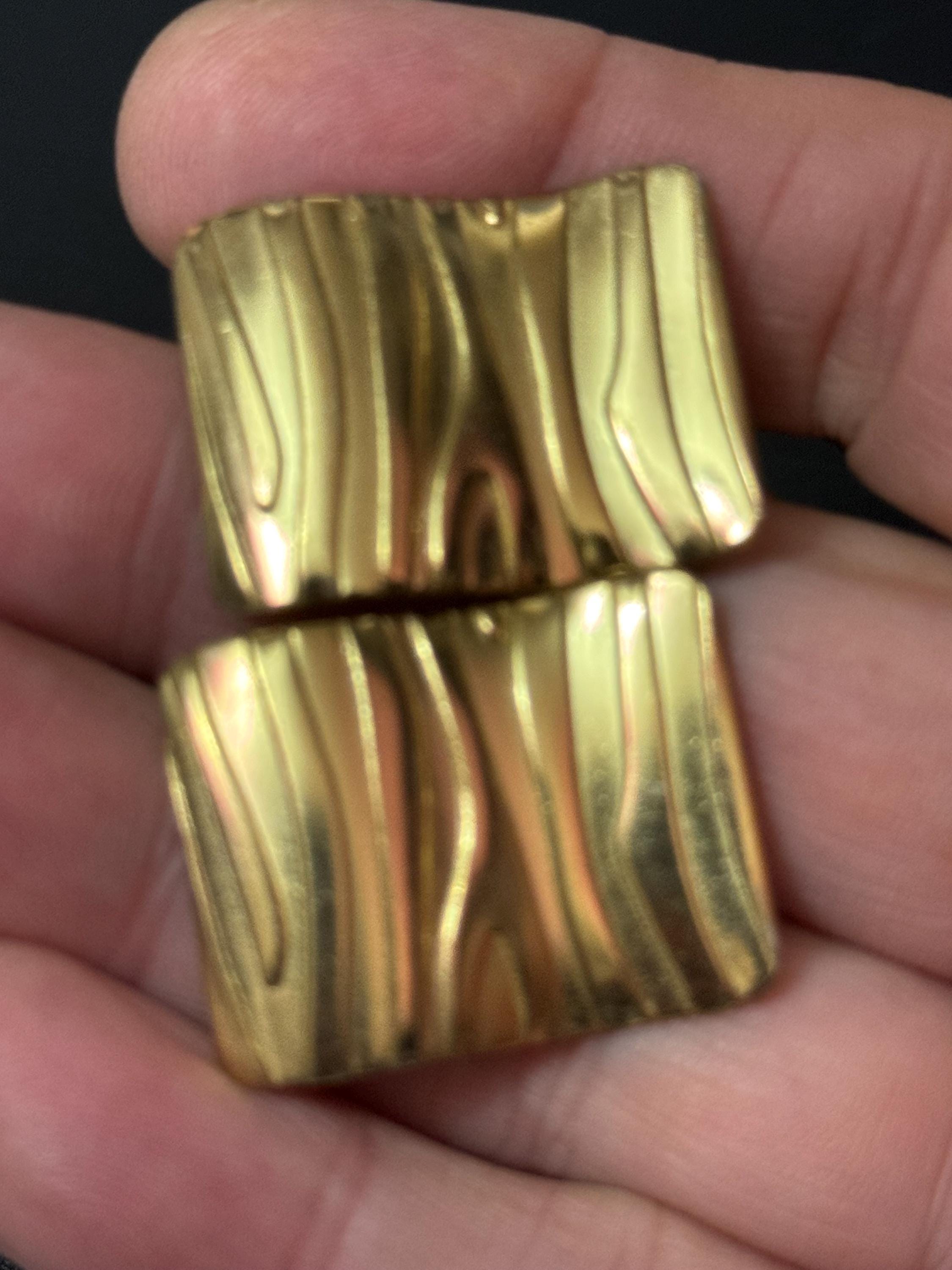 Retro 1980s oversized modernist textured  rectangular pair stud earrings pierced