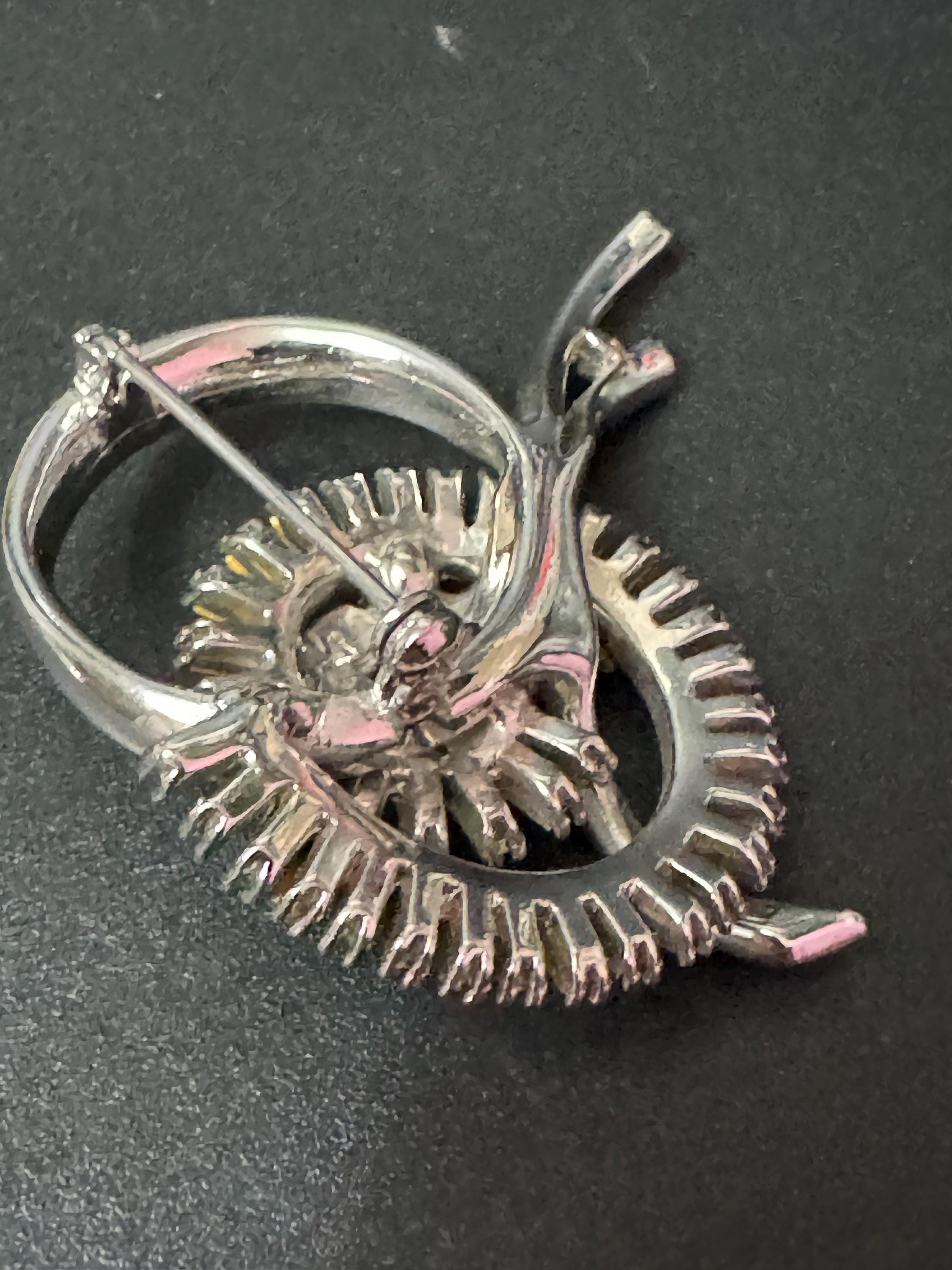 Vintage large paste glass clear Diamanté silver tone abstract floral Brooch with baguette stones