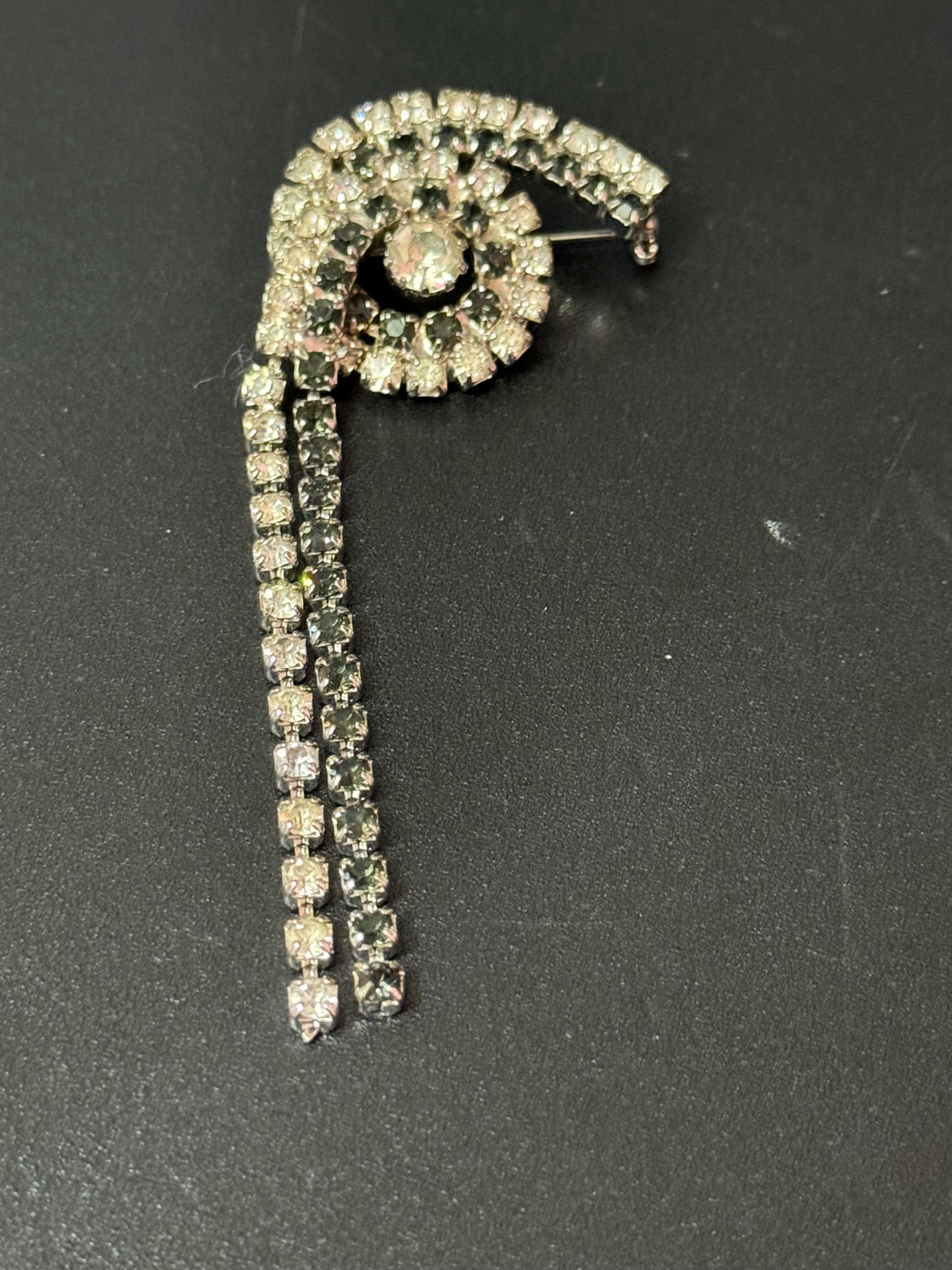 Vintage Monochrome black white clear Rhinestone diamanté paste tassel drop brooch 9cm