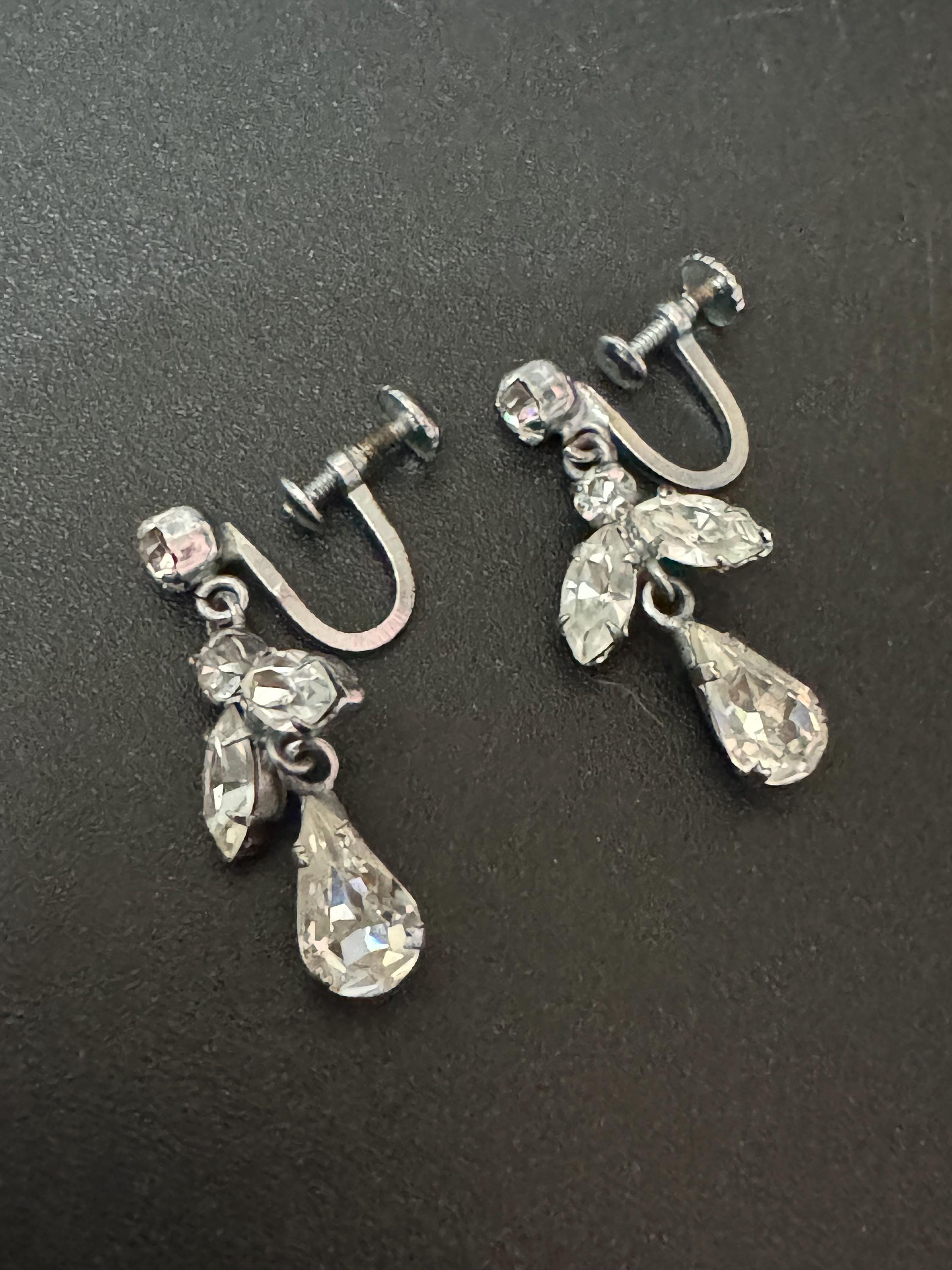 Vintage Austrian crystal screw back clear diamanté teardrop clip on earrings