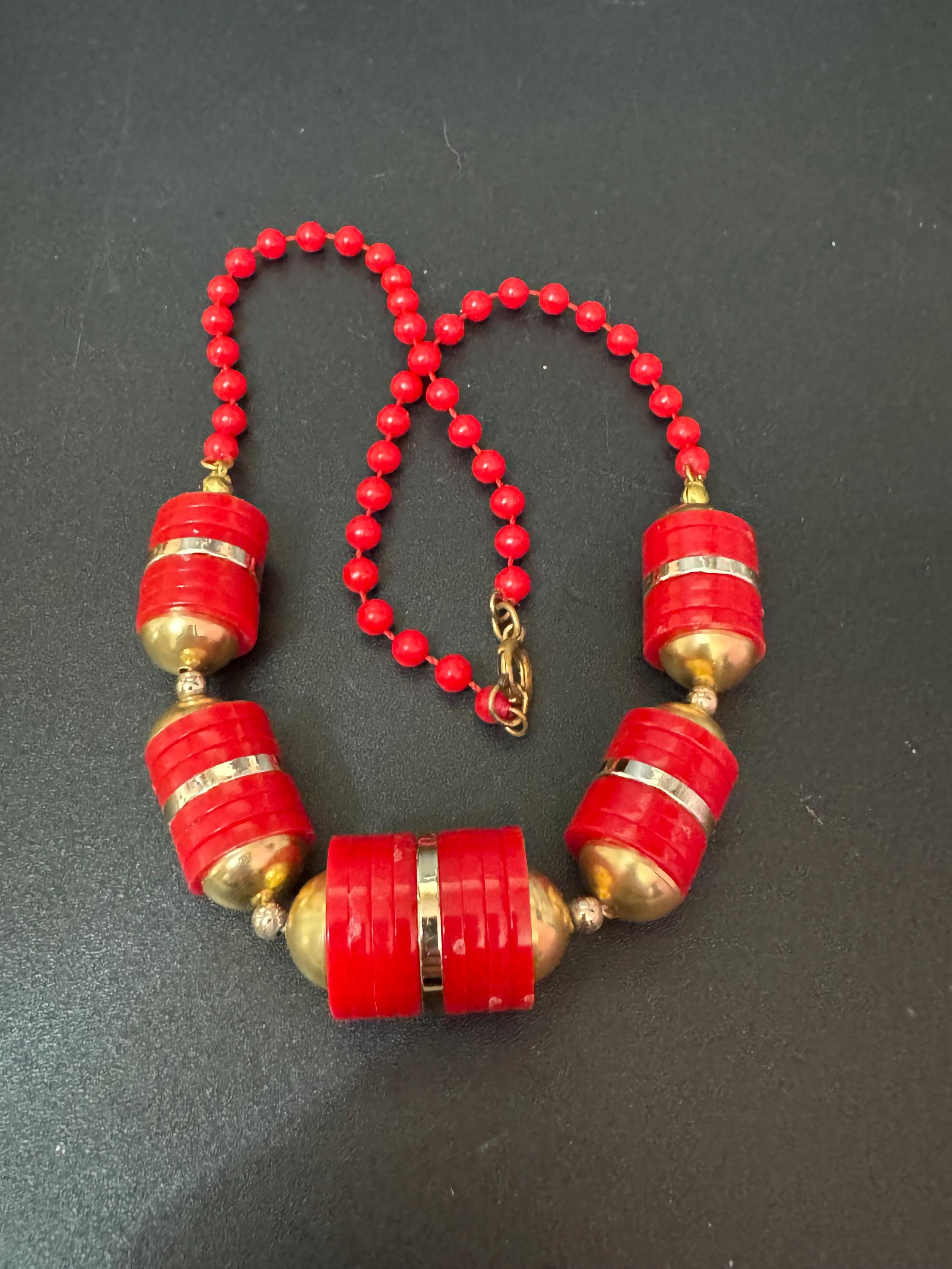 Vintage Modernist art deco style gold tone barrel beaded collar necklace bright cherry red plastic beads