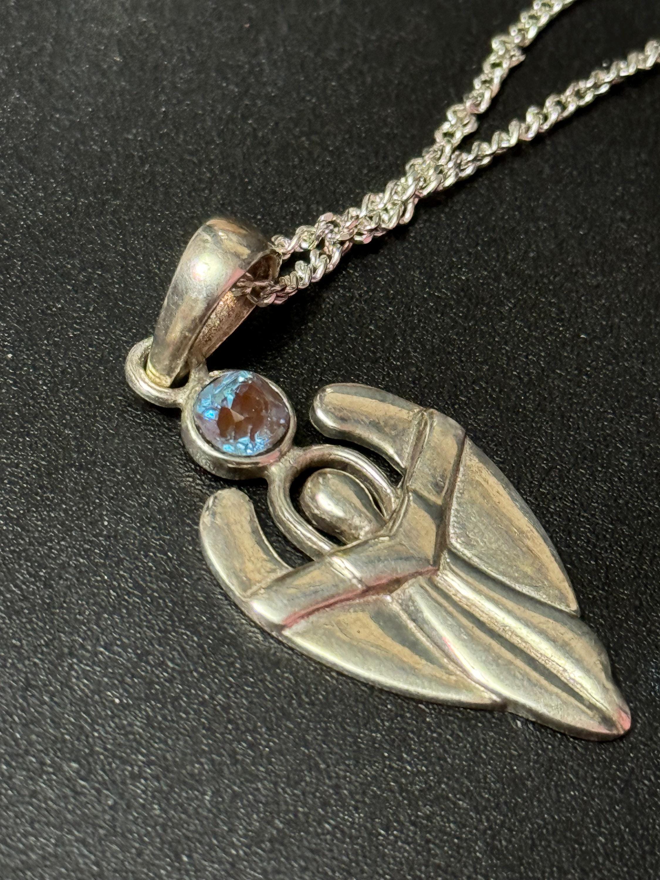 925 sterling silver Czech saphiret gemstone angel pendant and fine chain