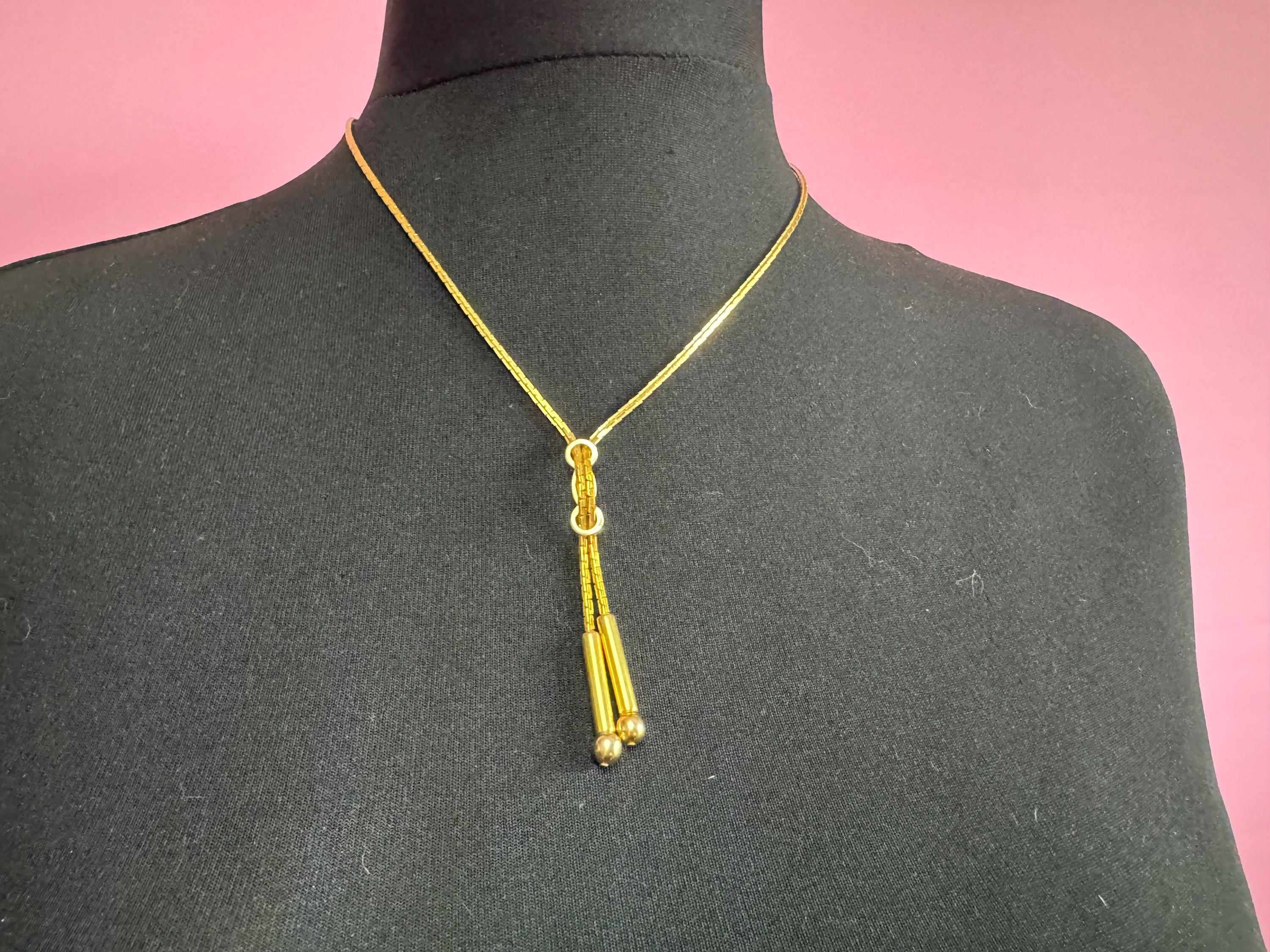 Signed YR Vintage 1970s gold tone chain negligee long drop necklace Yves Rocher