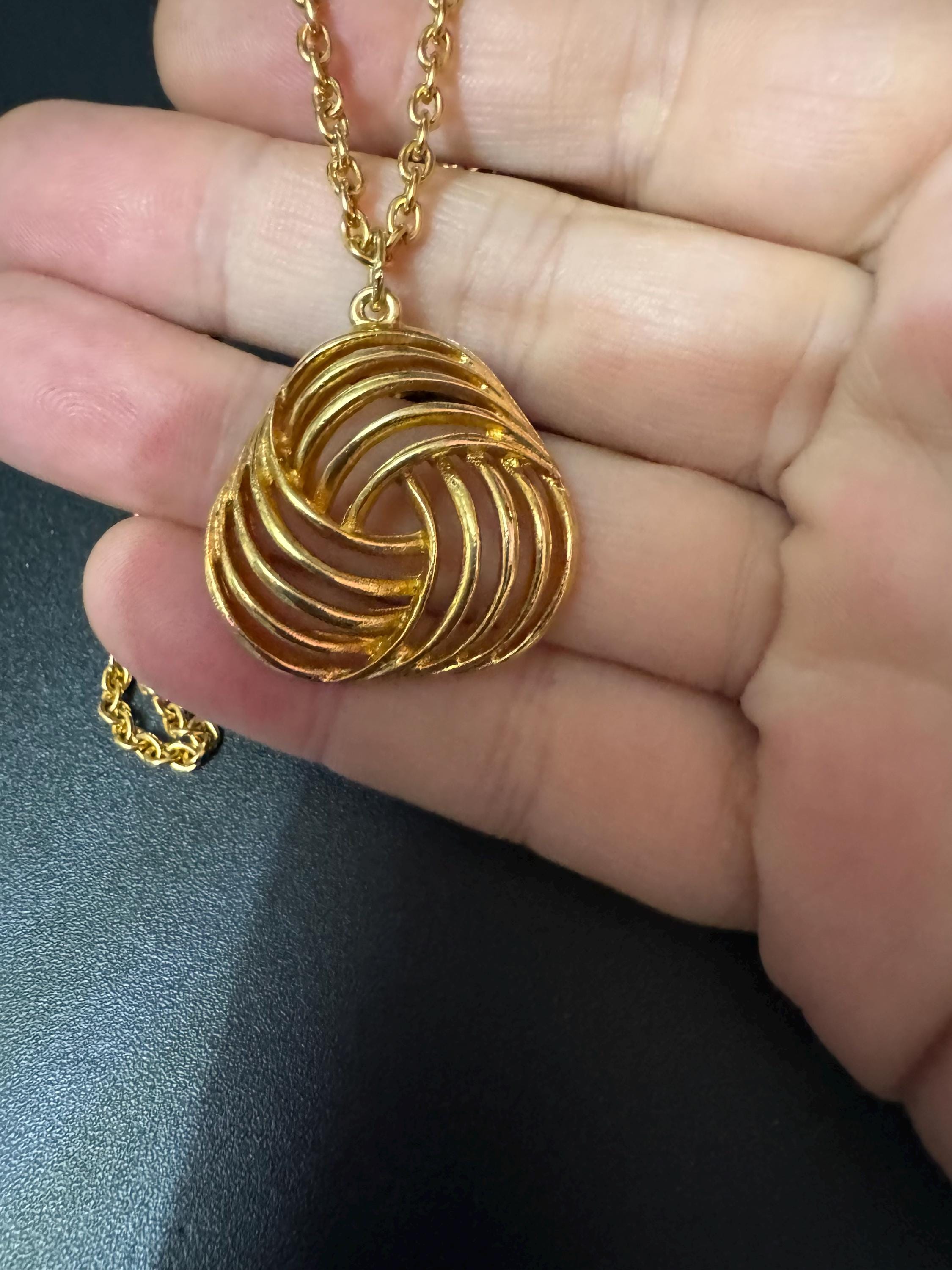 signed Coro abstract swirl gold tone pendant necklace vintage 54cm Corocraft