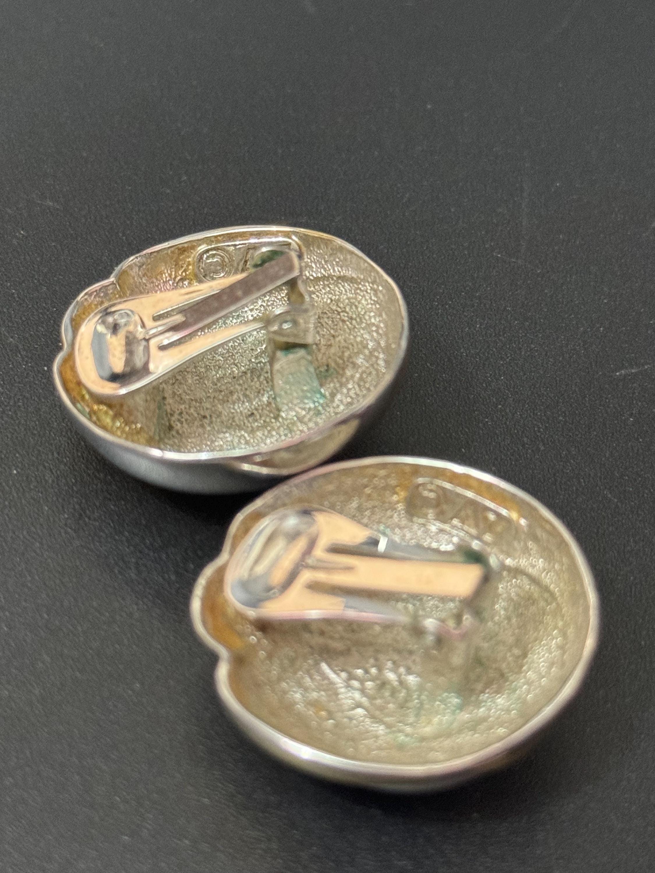 Signed Adrienne Vittadini retro 1980s high end large silver gold domed clip on earrings