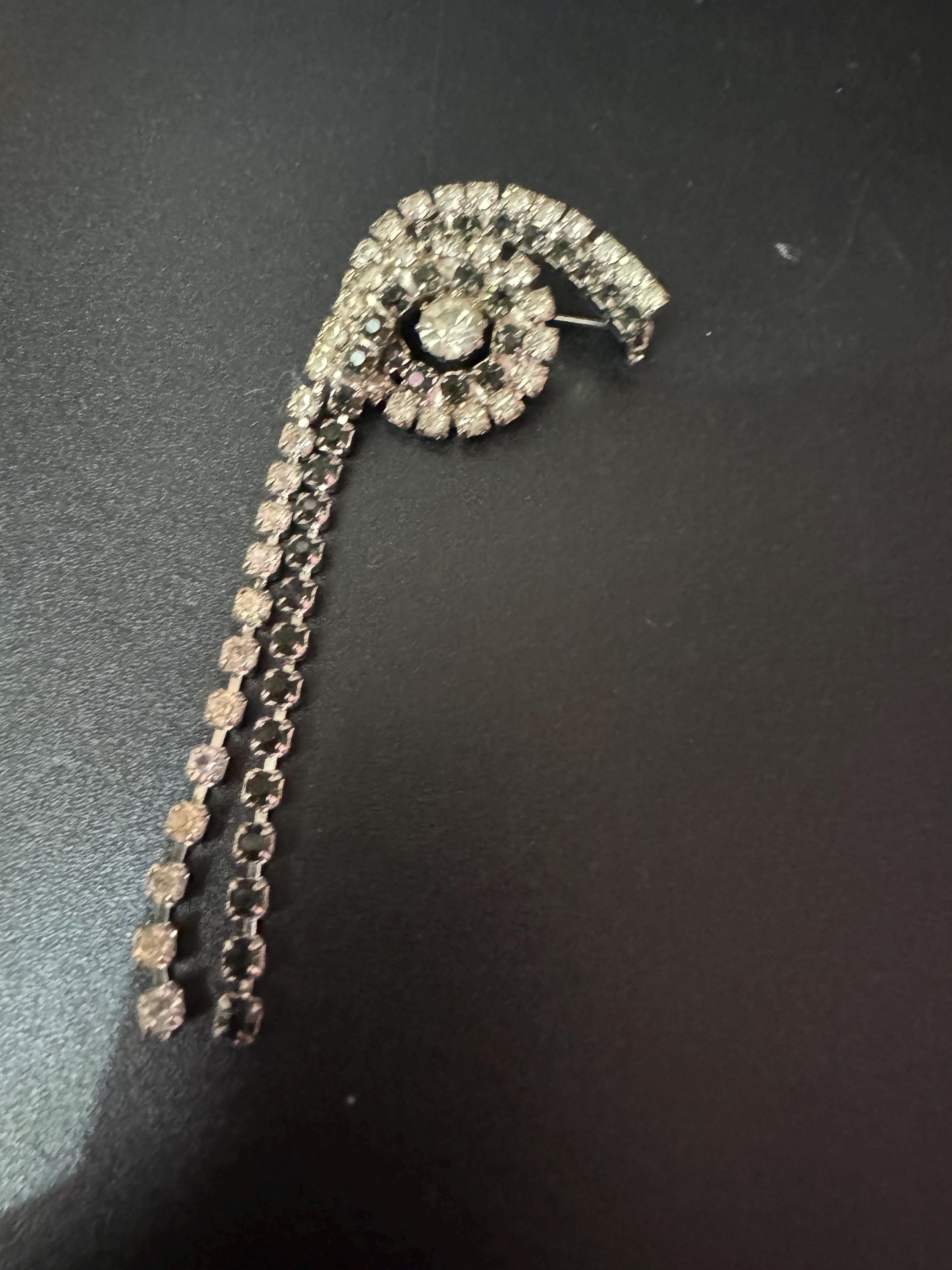 Vintage Monochrome black white clear Rhinestone diamanté paste tassel drop brooch 9cm