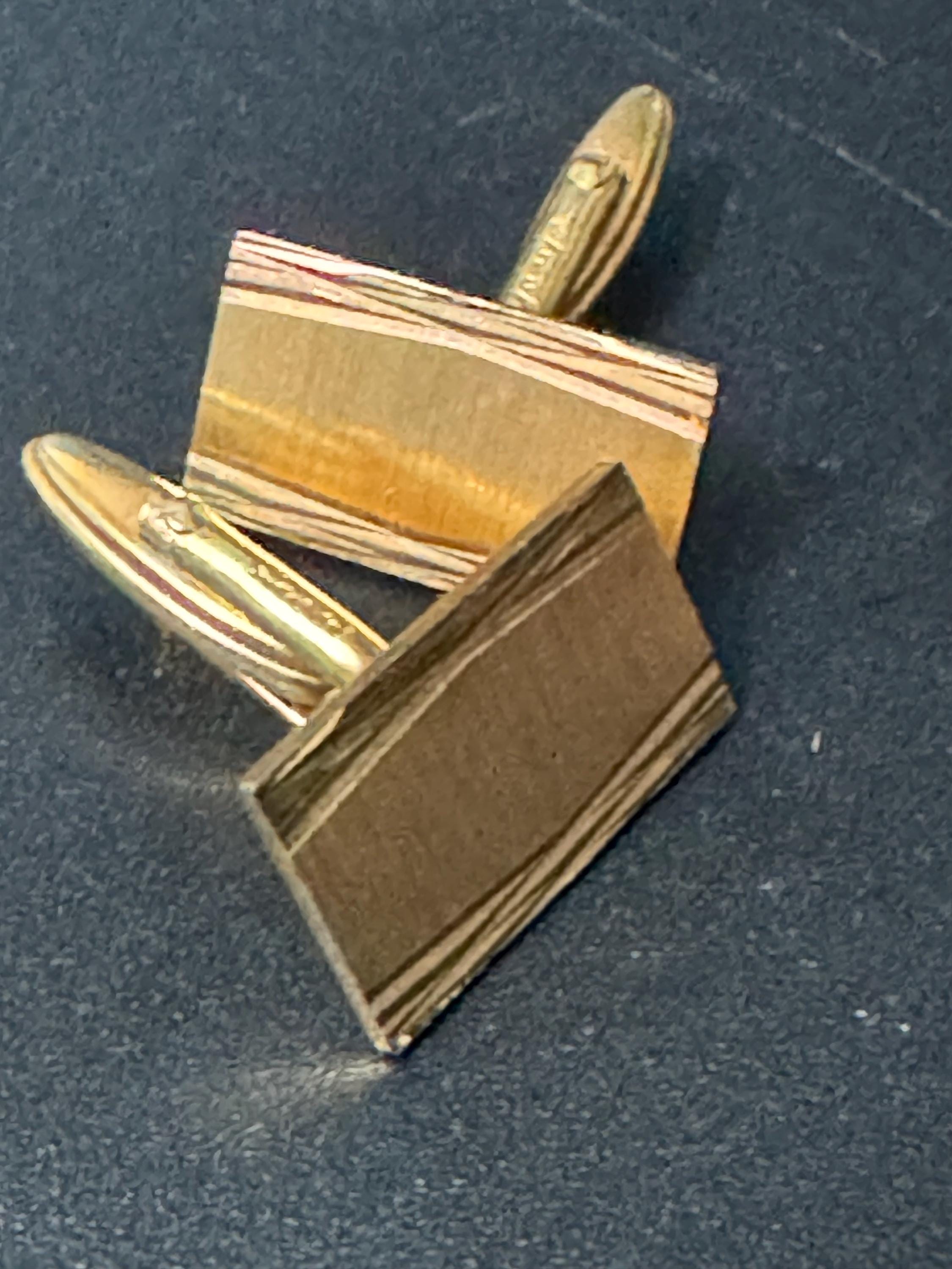 Vintage Brutalist 1960s 1970s modernist chunky men’s gold tone etched rectangular cufflinks