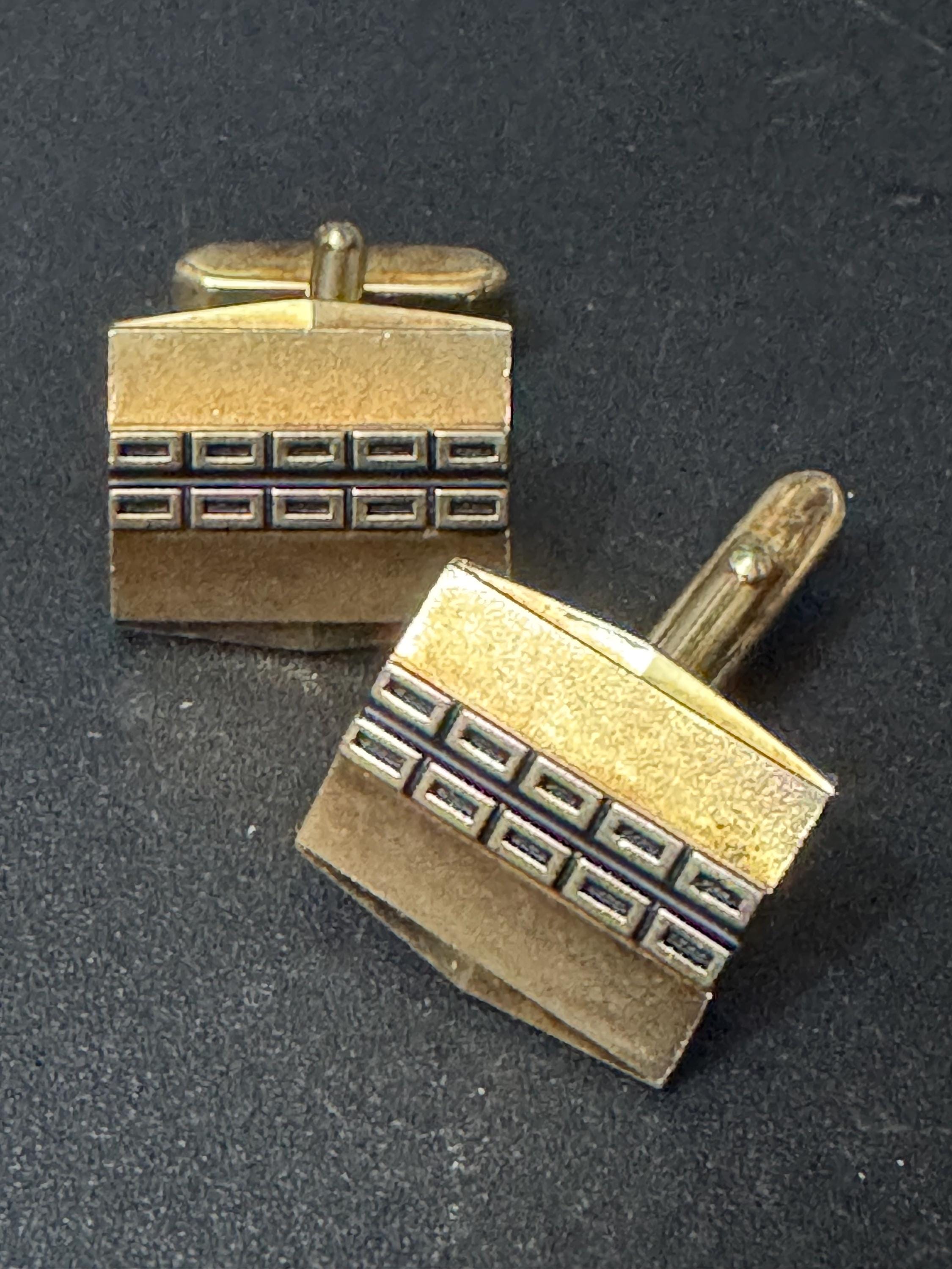 Vintage Brutalist 1960s 1970s modernist chunky men’s gold tone abstract geometric rectangular cufflinks