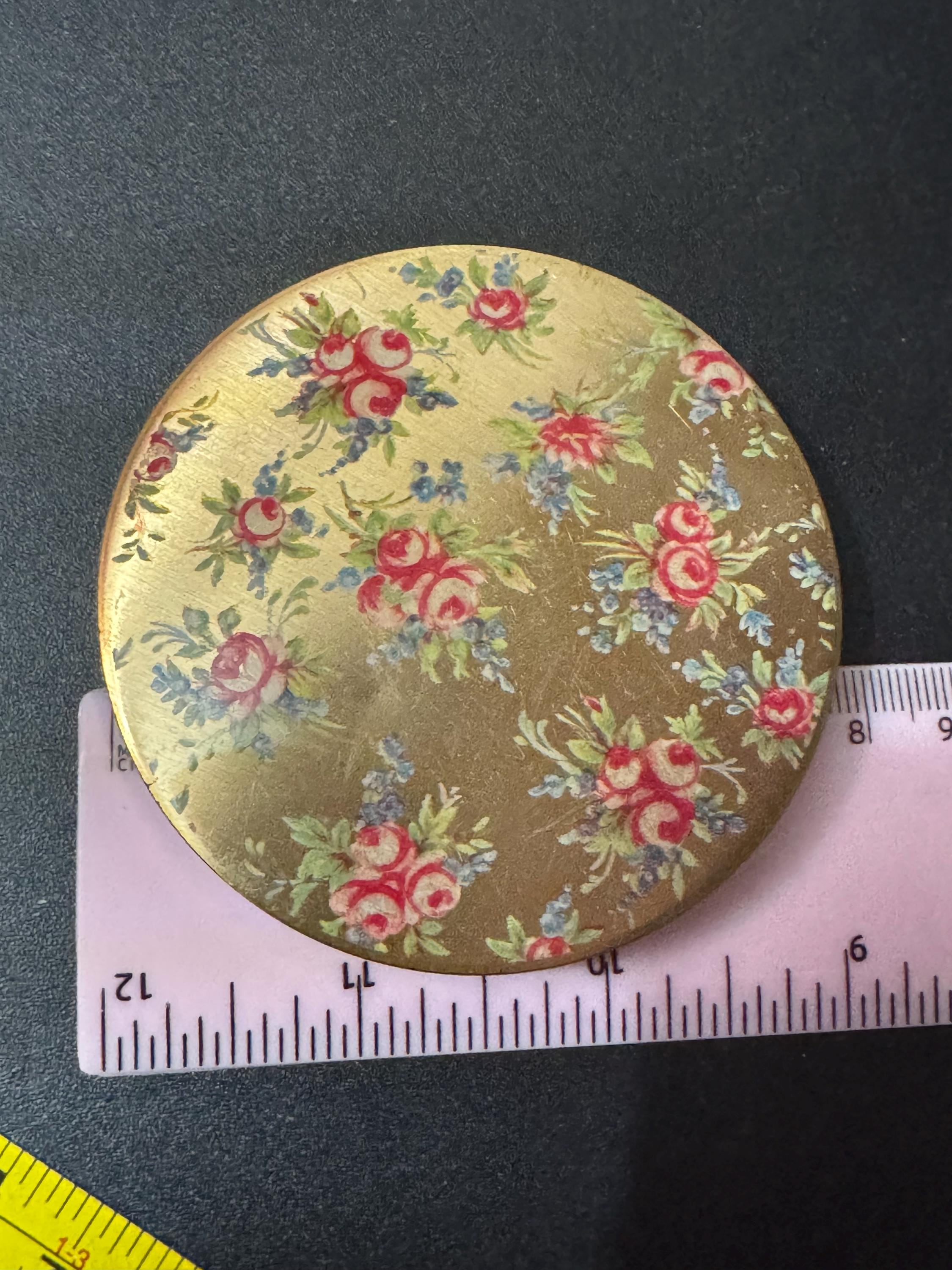 Vintage cosmetic case Red floral face powder compact gold tone