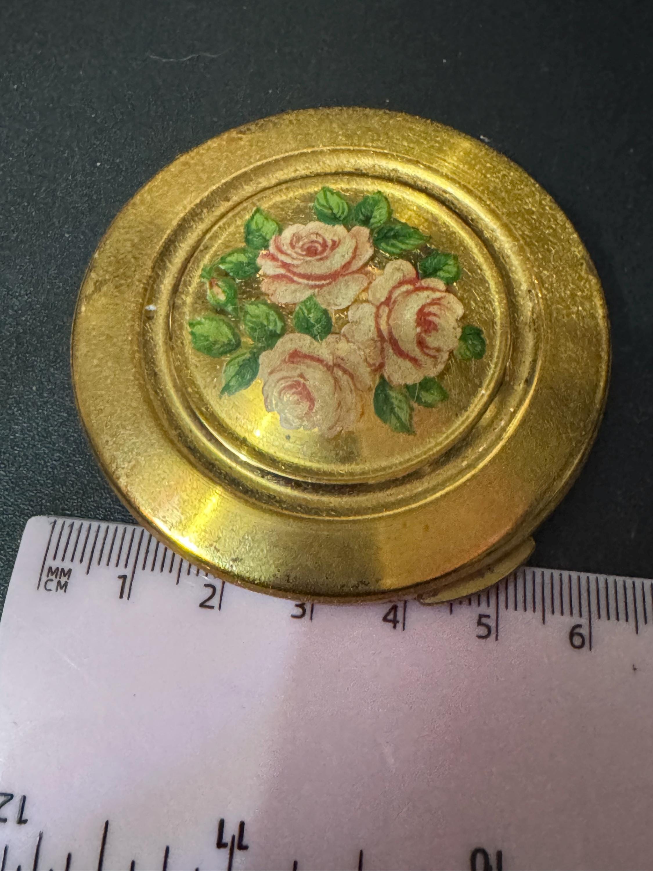 Small KIGU Vintage floral roses gold tone powder compact mirror with sifter mid century cosmetics case