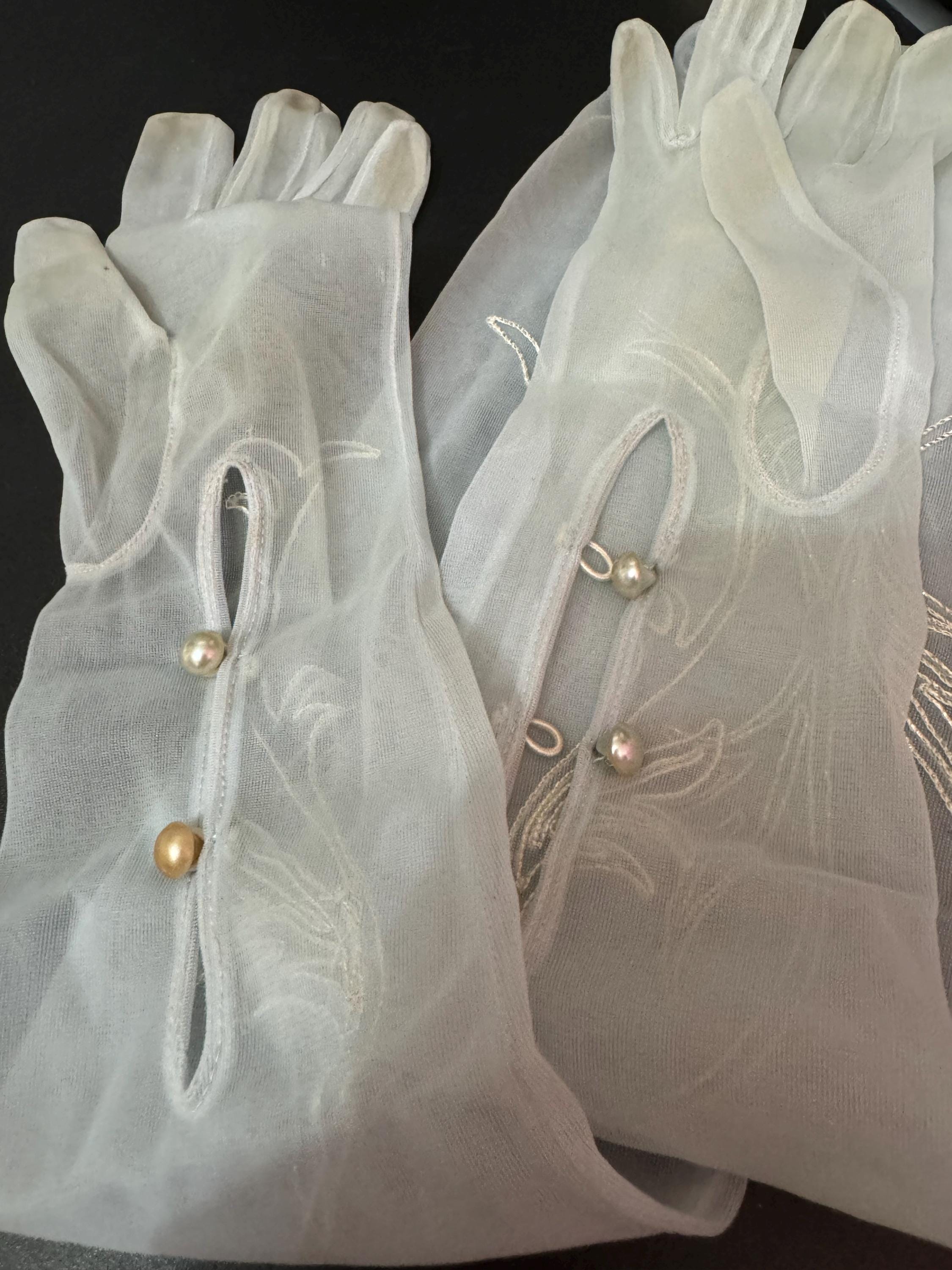 Size 6.5 DENTS Vintage pale blue Net Chiffon Formal sheer embroidered silver thread Cocktail evening gloves, 2 buttons 52cm long