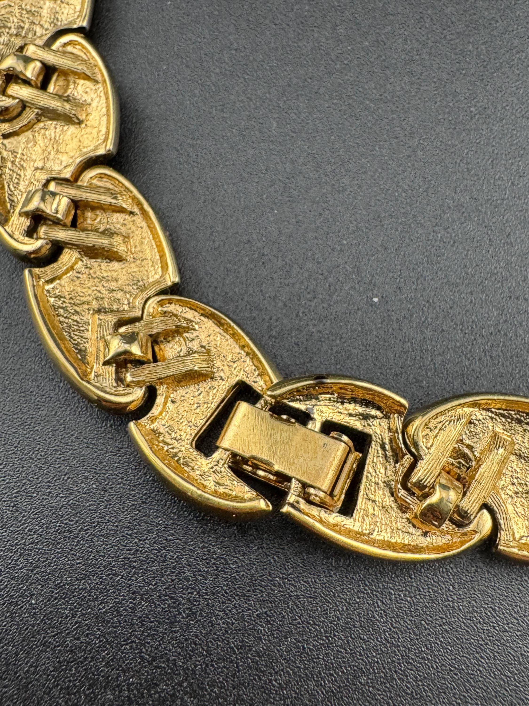 Retro gold tone and black enamel wide Chunky panel link necklace 43cm weighty