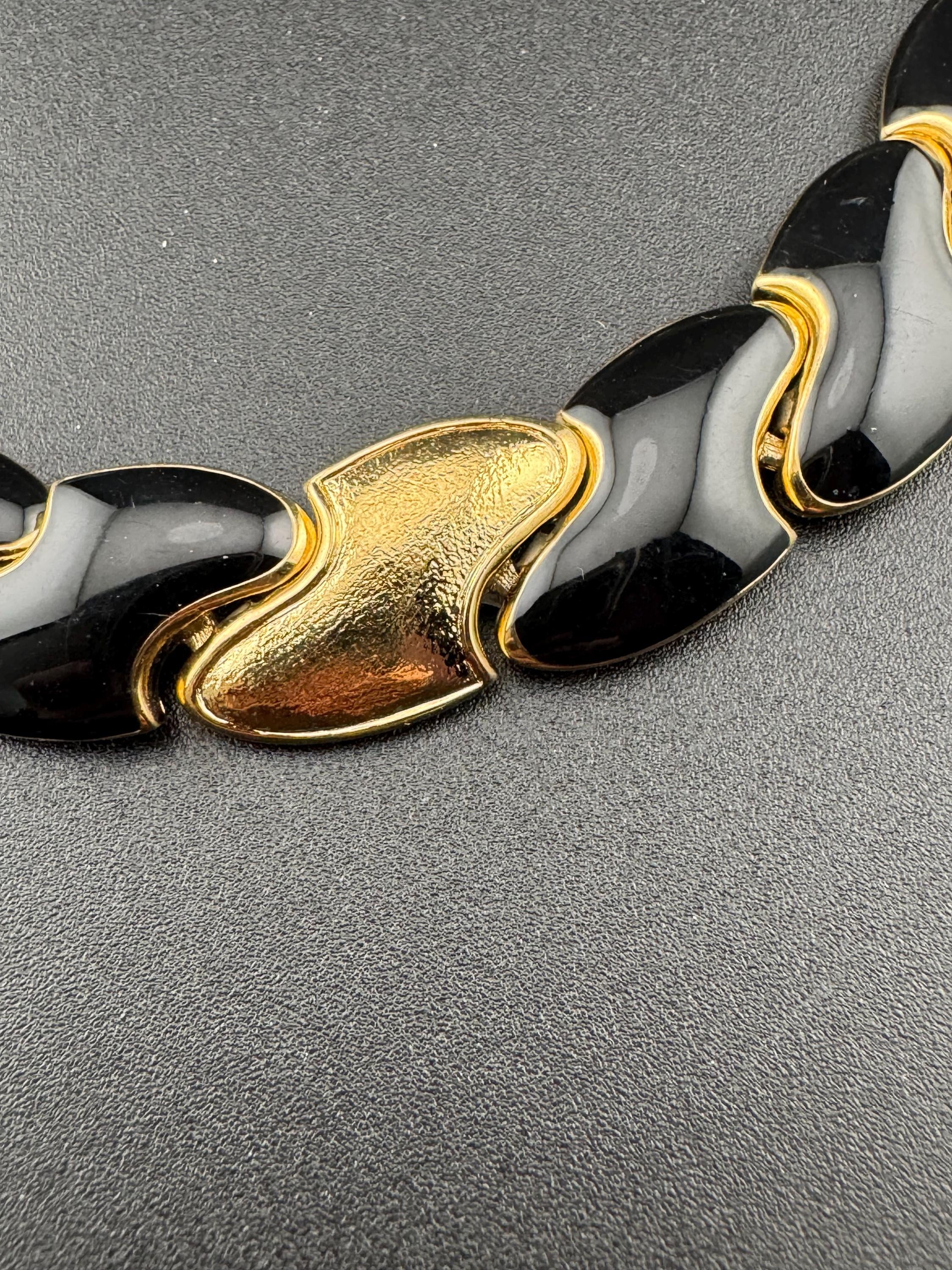 Retro gold tone and black enamel wide Chunky panel link necklace 43cm weighty