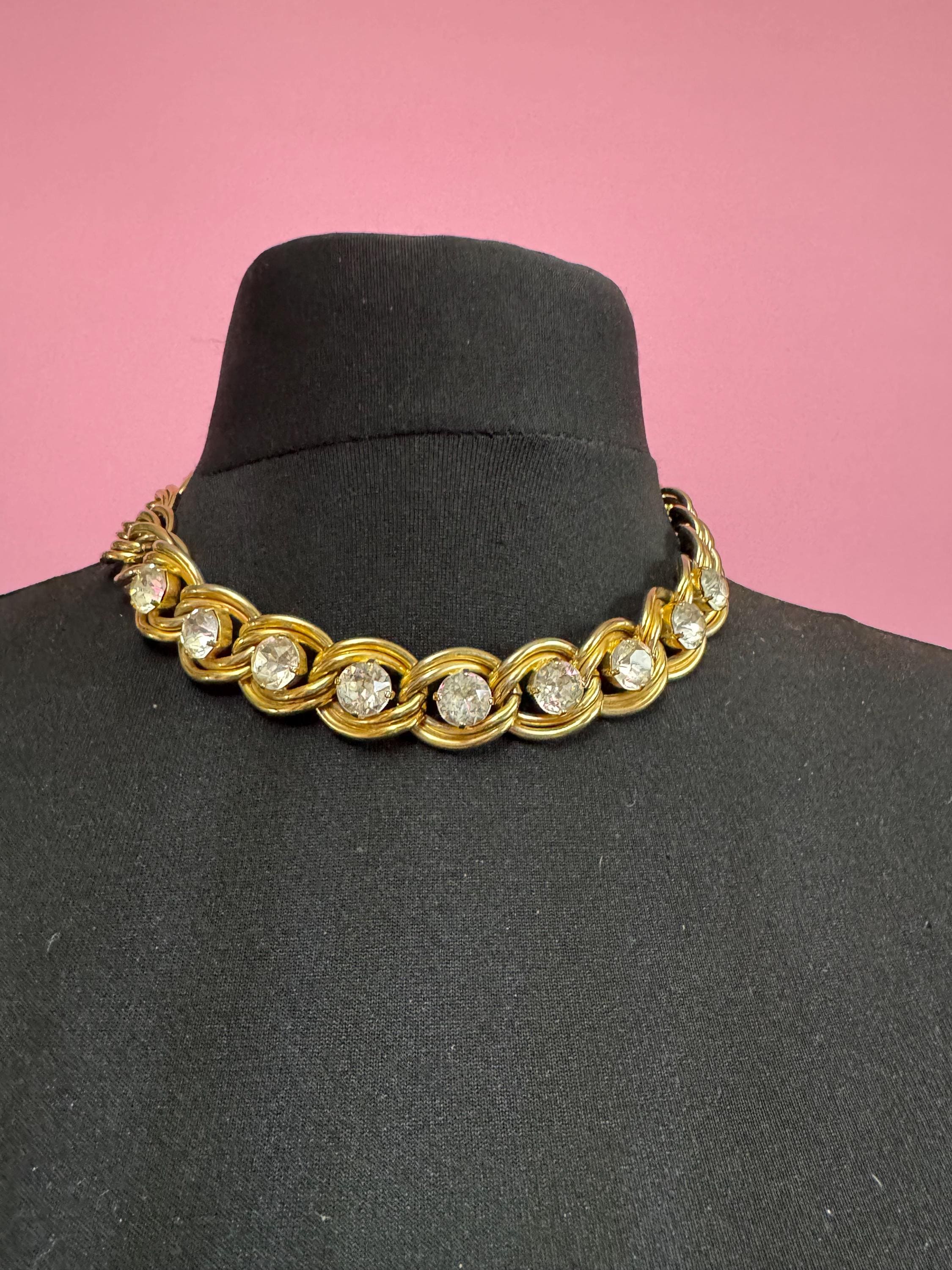 Vintage Gold tone modernist heavy curb chain link gold necklace with clear paste diamanté 46cm