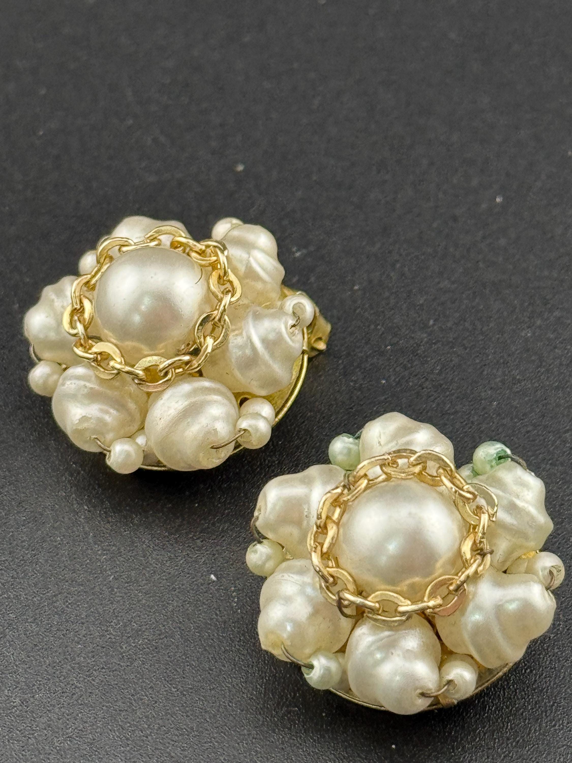 Empire made round Vintage cluster faux Pearl gold chain beaded Clip on Statement Earrings 2.25cm