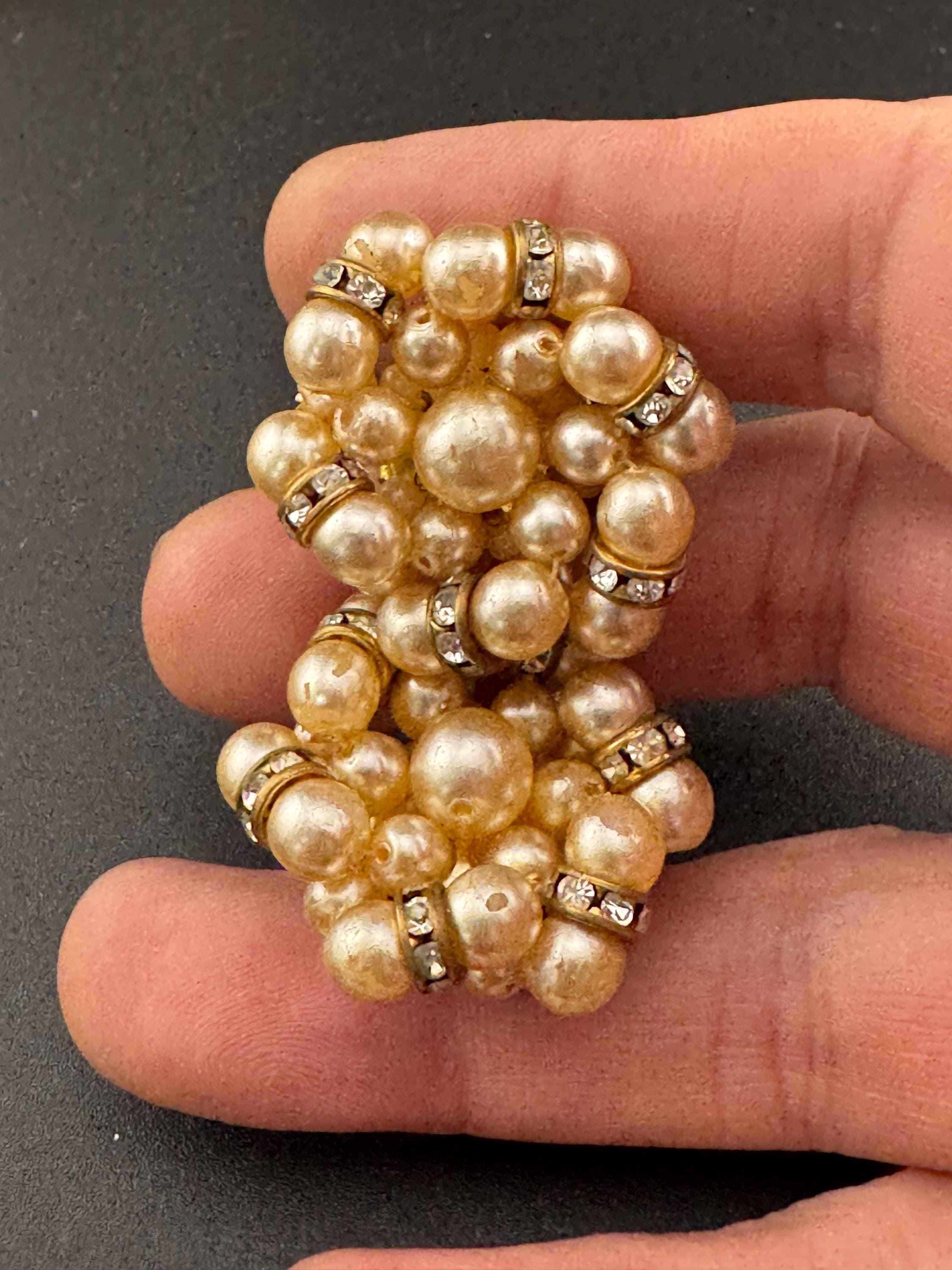 XL oversized 3cm round Vintage cluster faux Pearl diamanté Clip on Statement Earrings