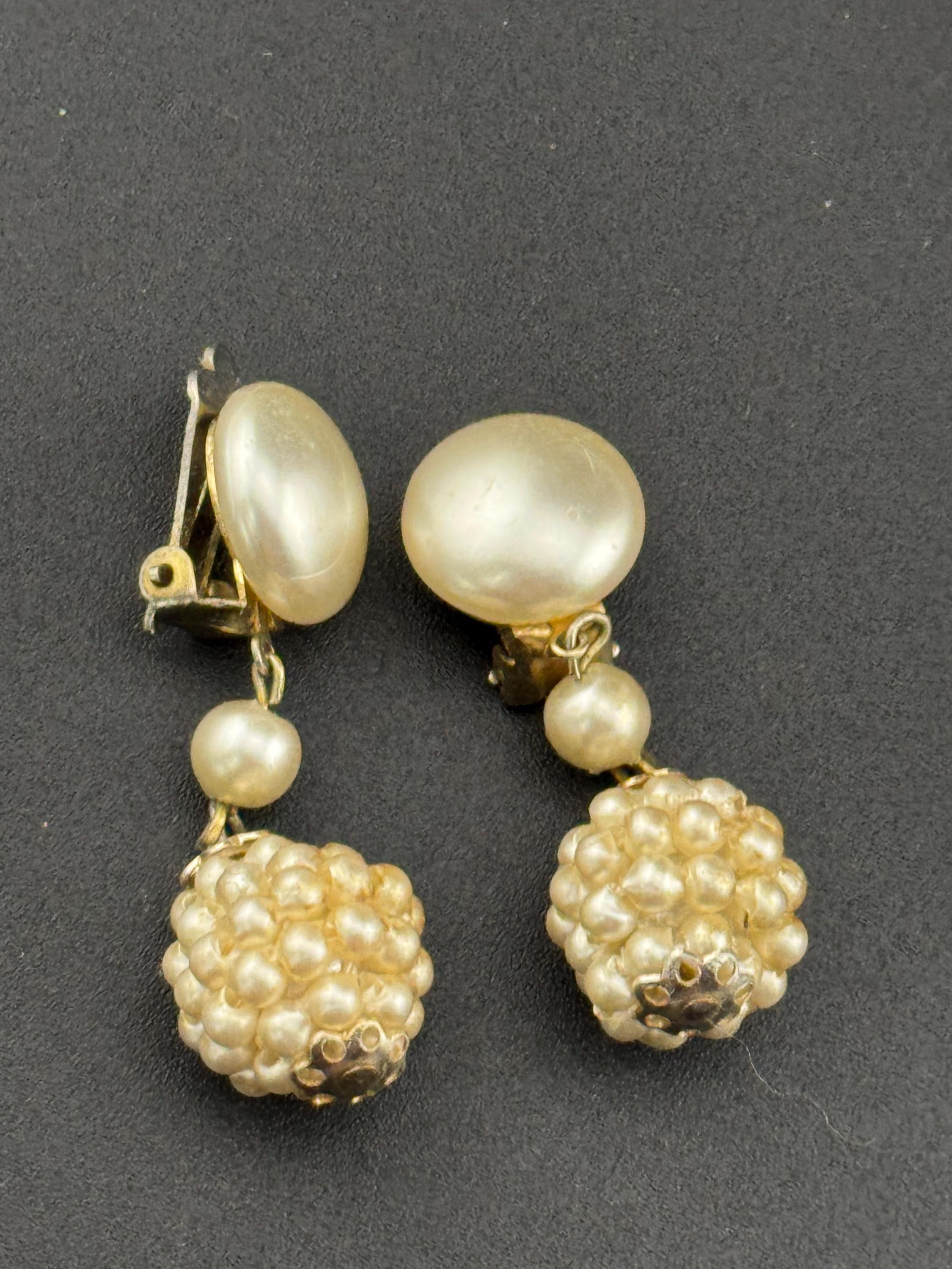 Signed HONG KONG Vintage cream faux pearl plastic beaded Cluster Clip On drop Earrings