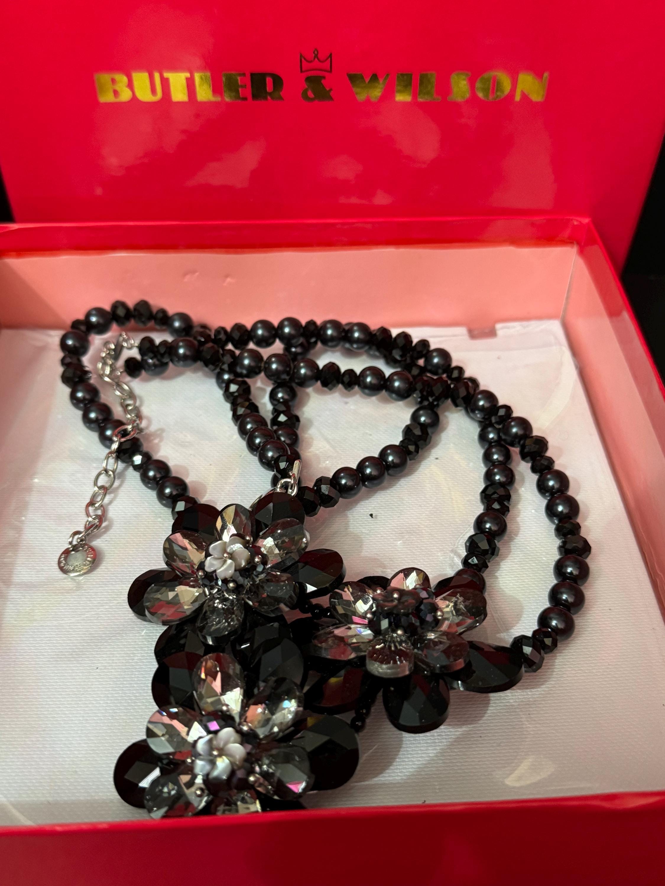 Signed butler and Wilson oversized black glass bib statement necklace adjustable