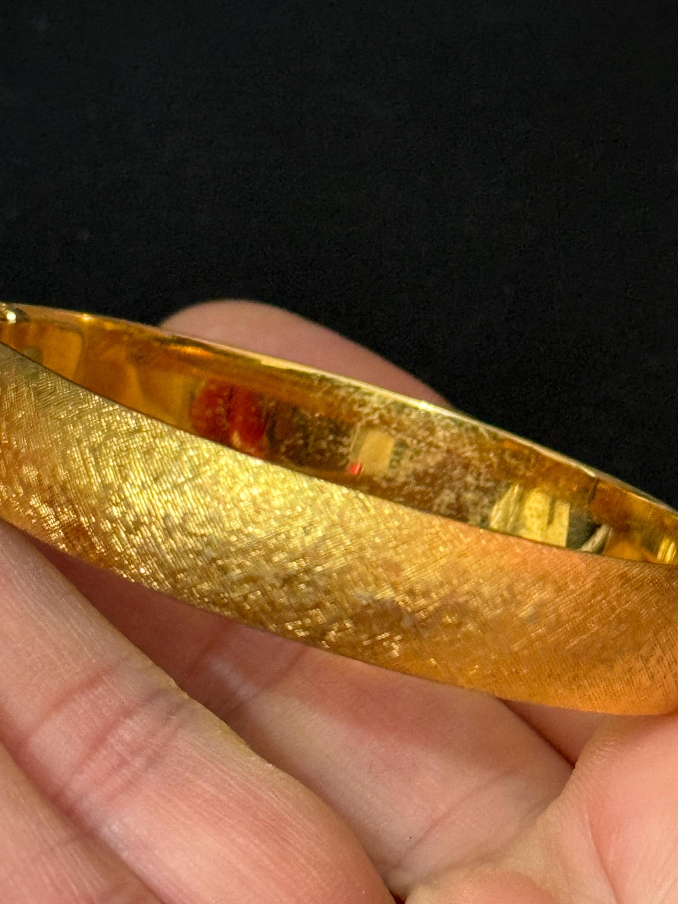designer MONET signed brushed gold tone 1cm wide hinged clamper bangle bracelet