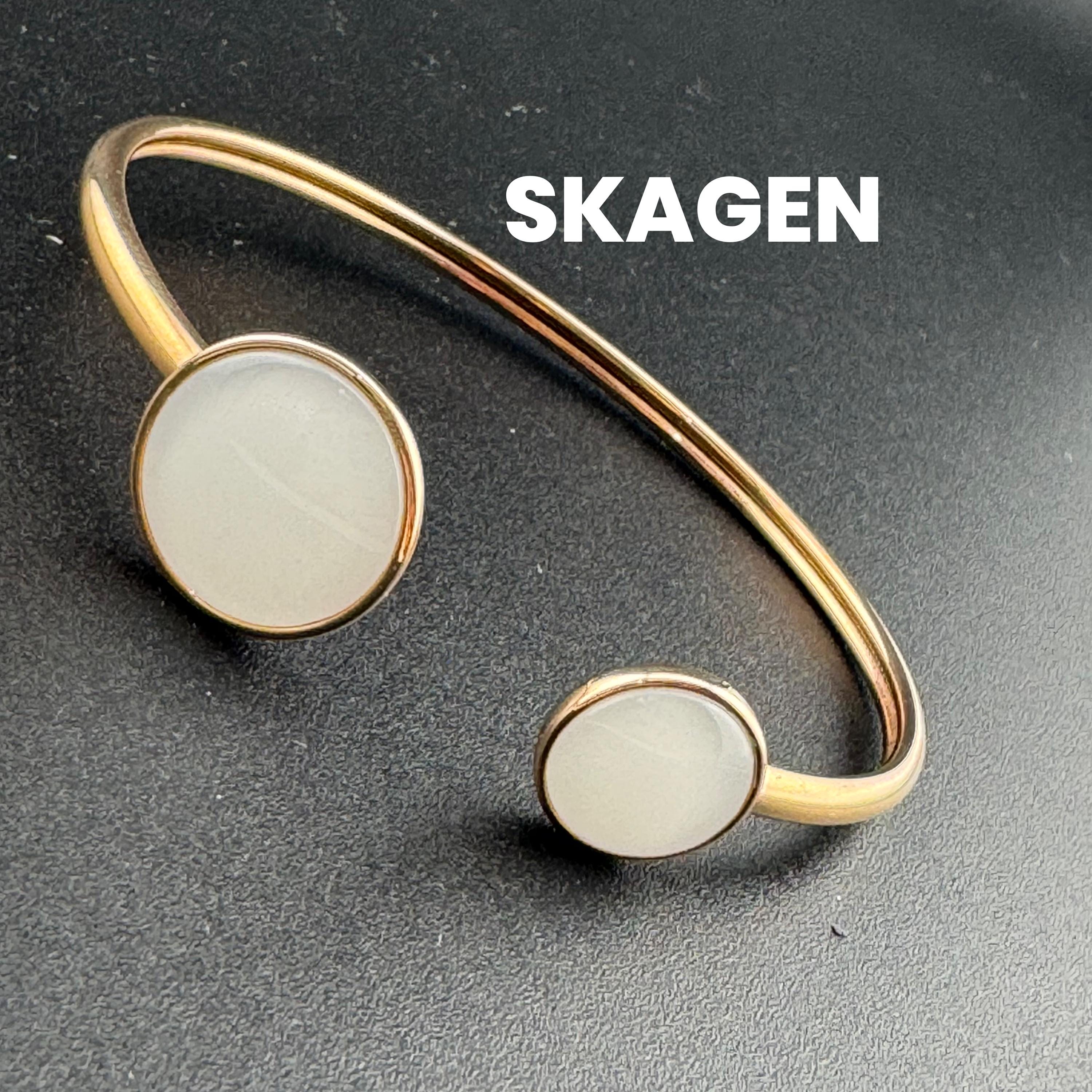 Signed Skagen Retro high end white cabochon end open bangle Scandinavian rose gold copper tone