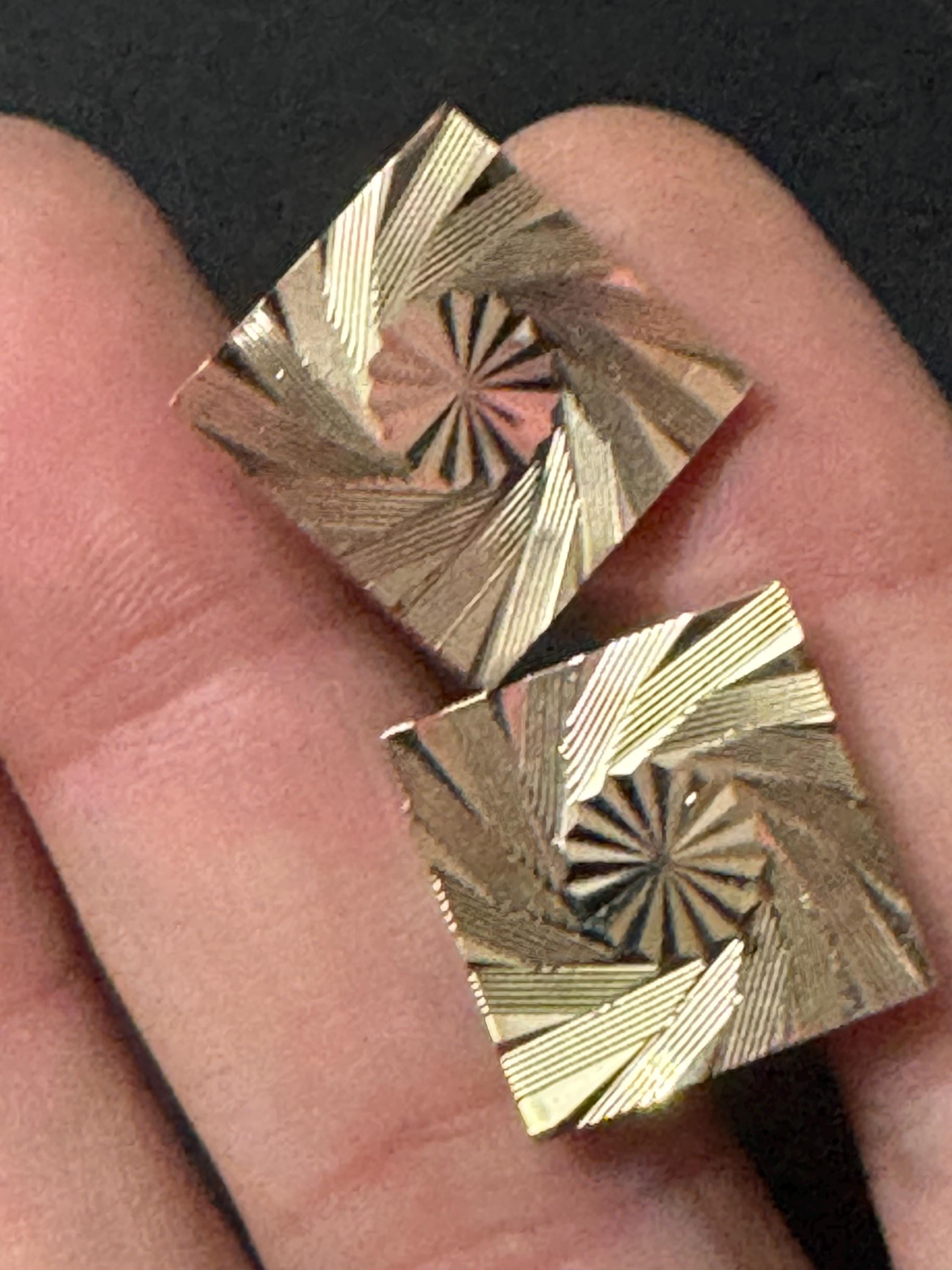 Vintage Brutalist 1960s 1970s modernist chunky men’s gold tone square cufflinks