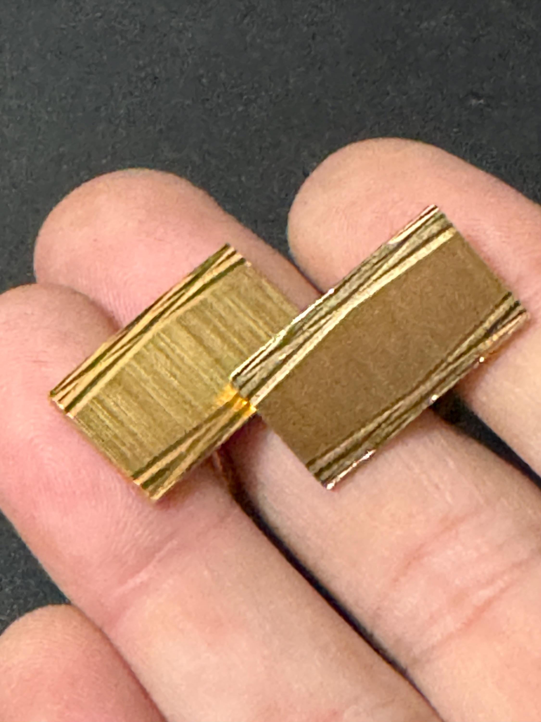 Vintage Brutalist 1960s 1970s modernist chunky men’s gold tone etched rectangular cufflinks
