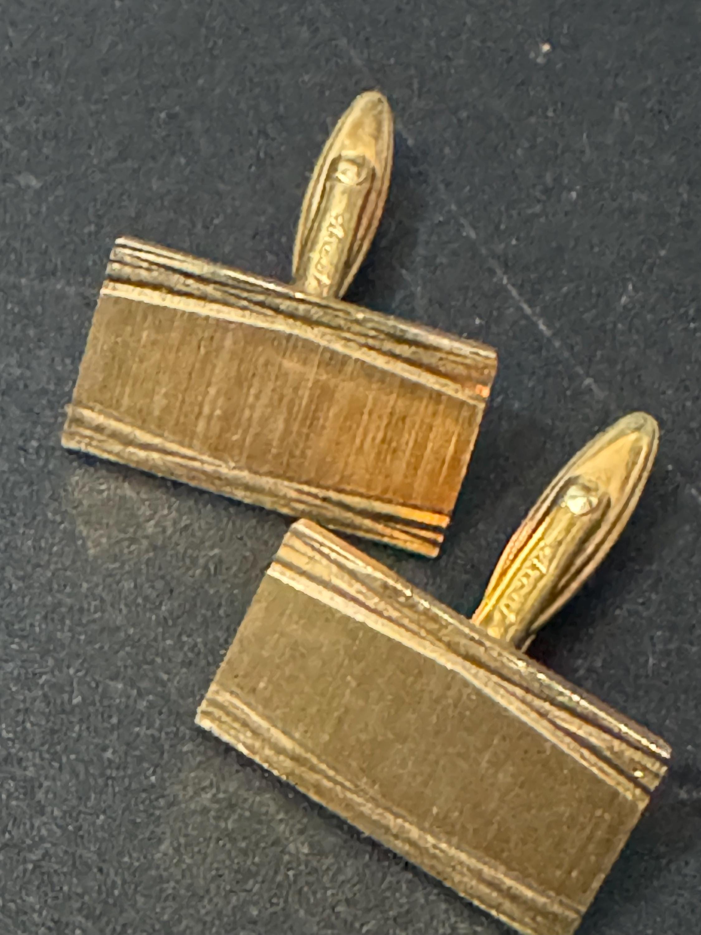 Vintage Brutalist 1960s 1970s modernist chunky men’s gold tone etched rectangular cufflinks