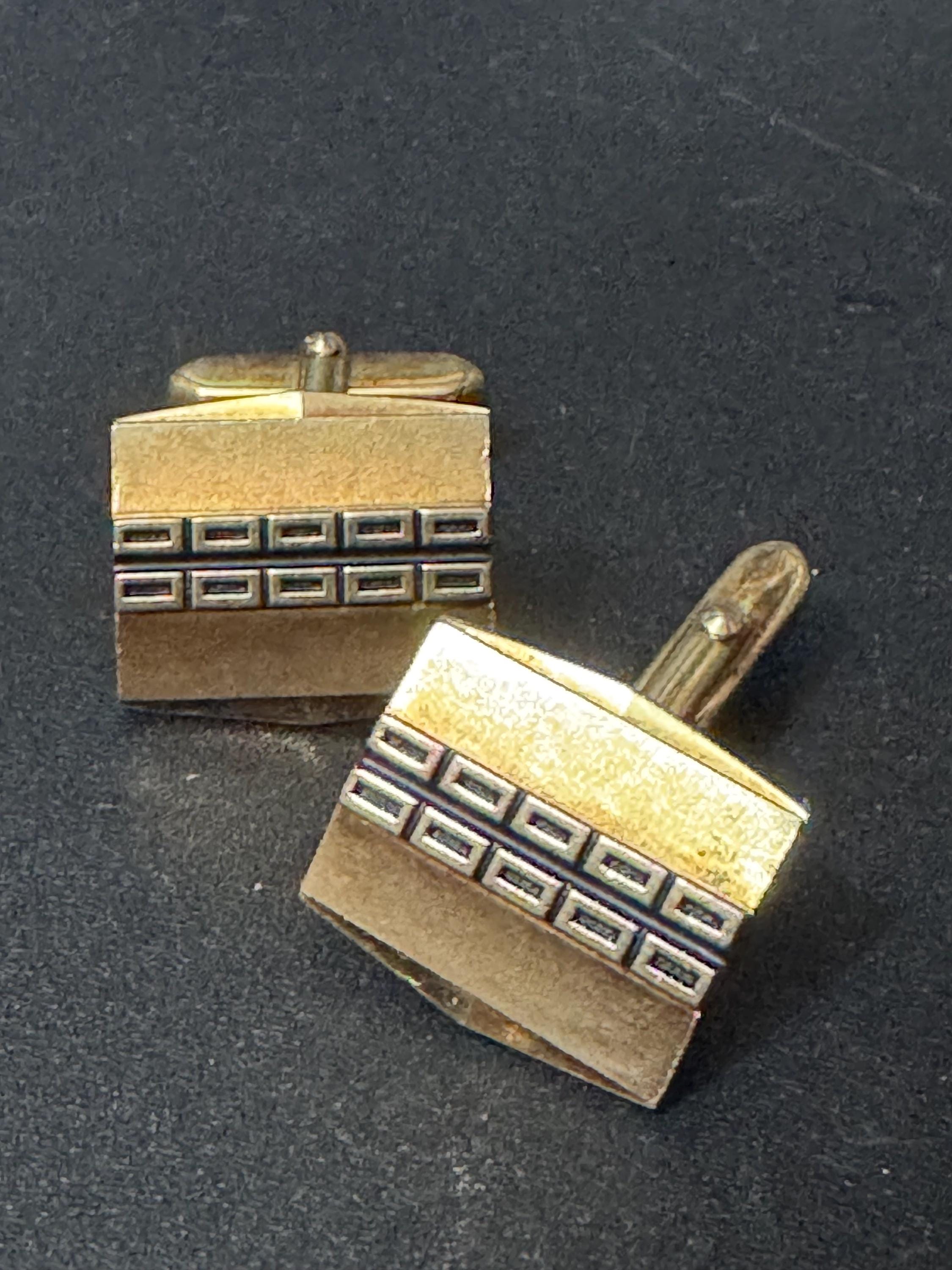 Vintage Brutalist 1960s 1970s modernist chunky men’s gold tone abstract geometric rectangular cufflinks