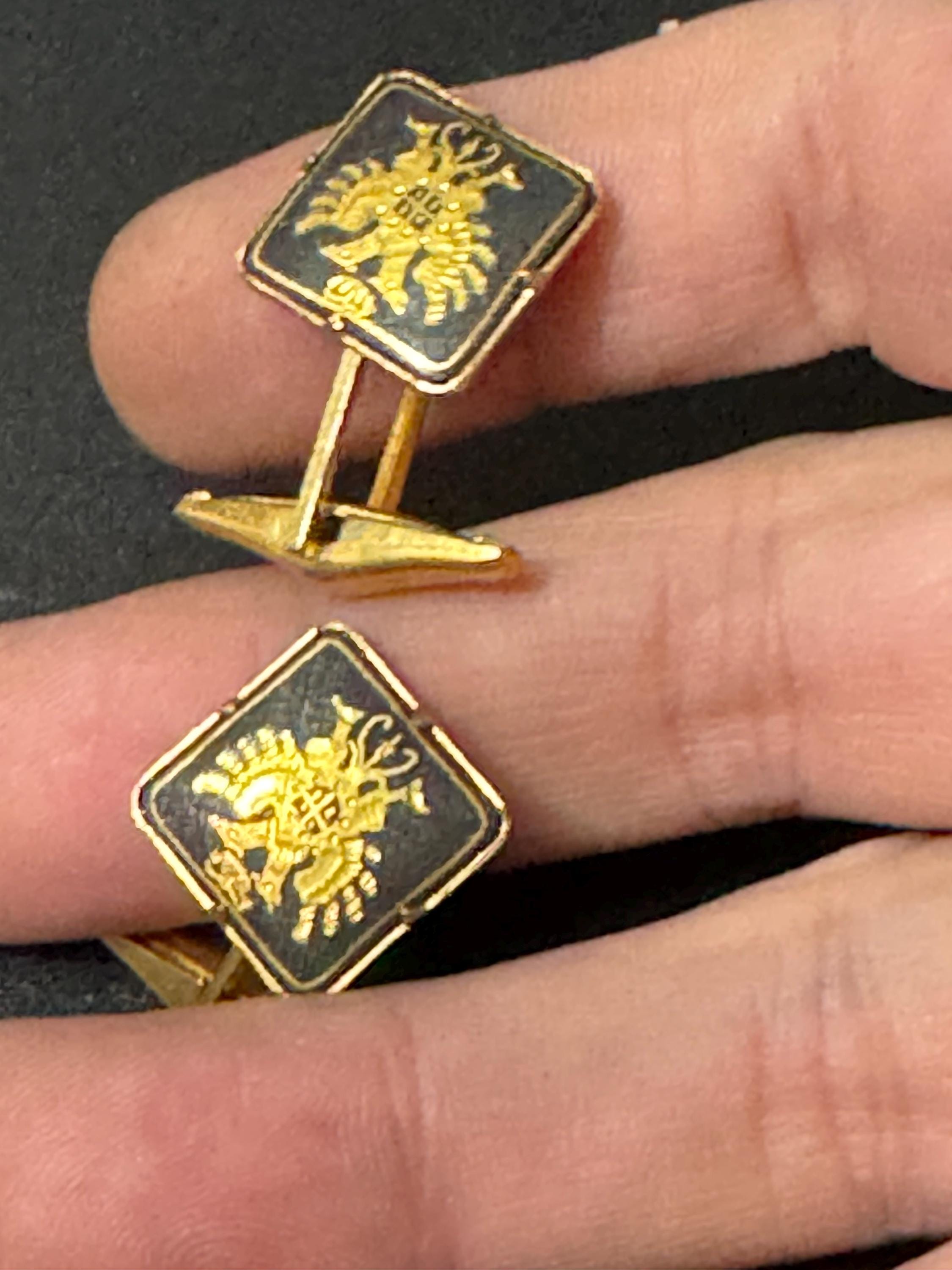vintage golden eagle crest phoenix black enamel 1960s 1970s gold tone metal statement cufflinks modernist