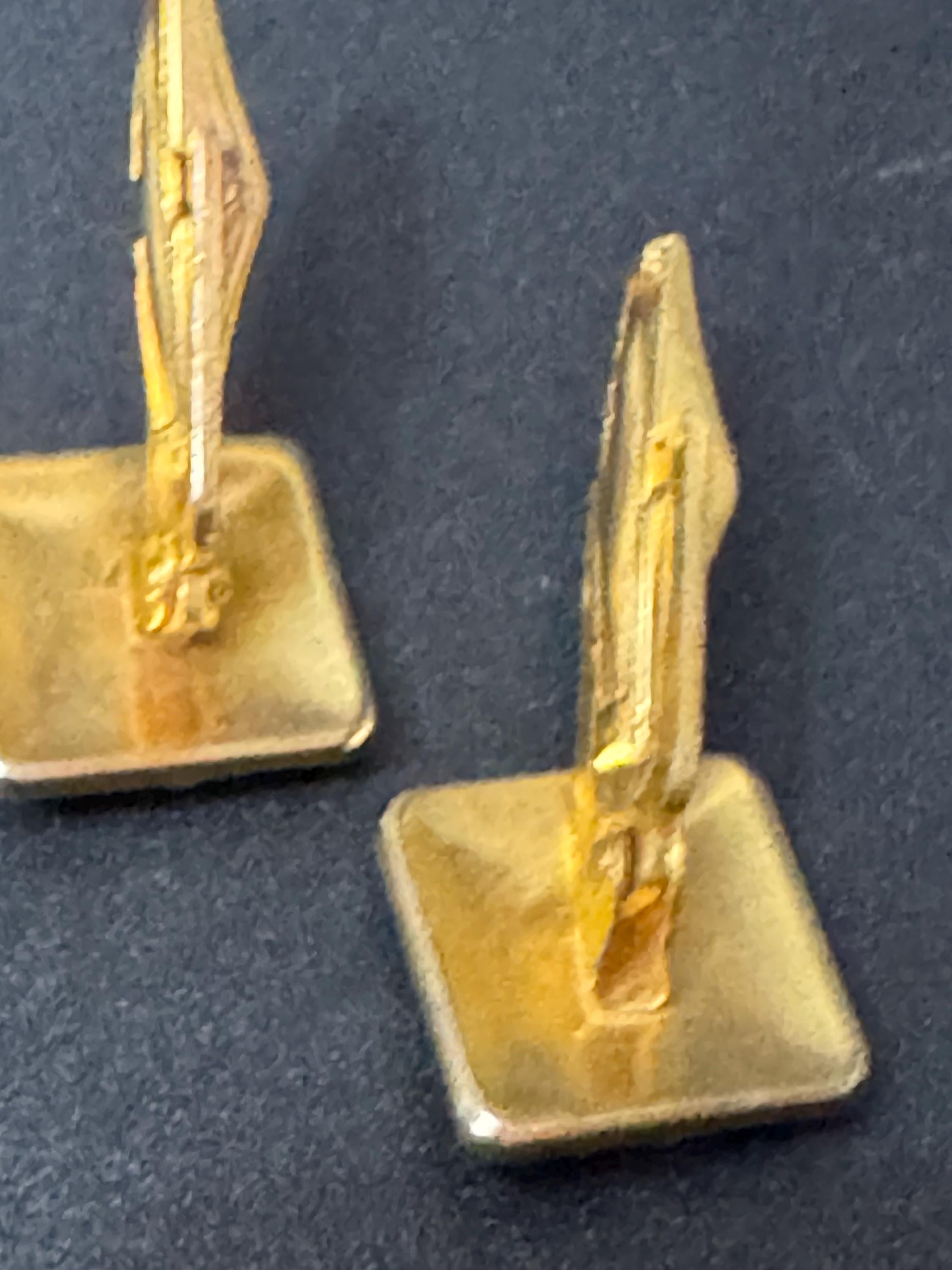 vintage golden eagle crest phoenix black enamel 1960s 1970s gold tone metal statement cufflinks modernist