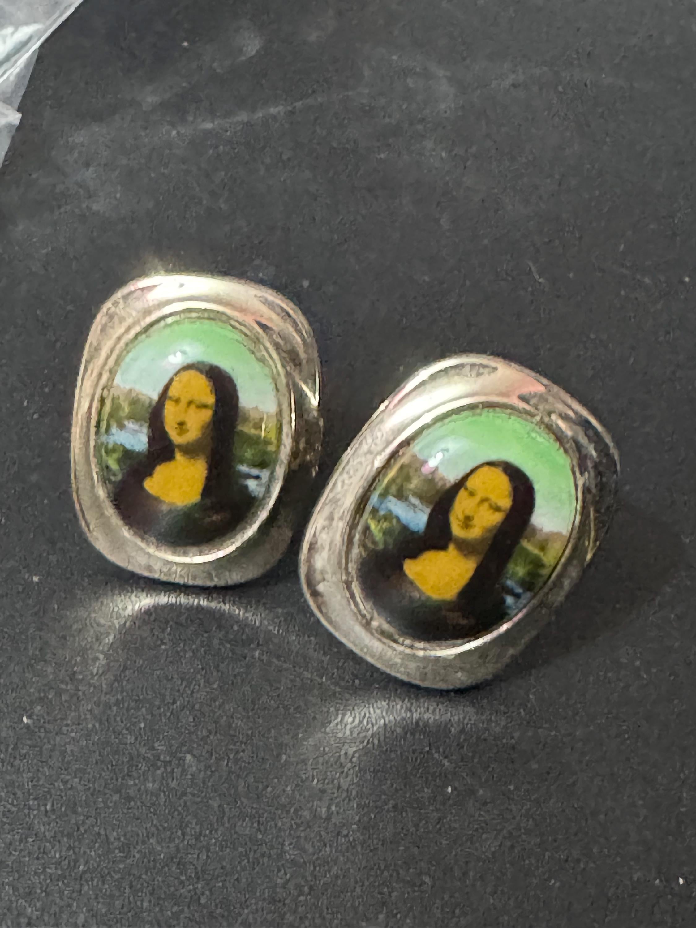 mid century modernist vintage silver tone novelty fine art Mona Lisa portrait men’s cufflinks