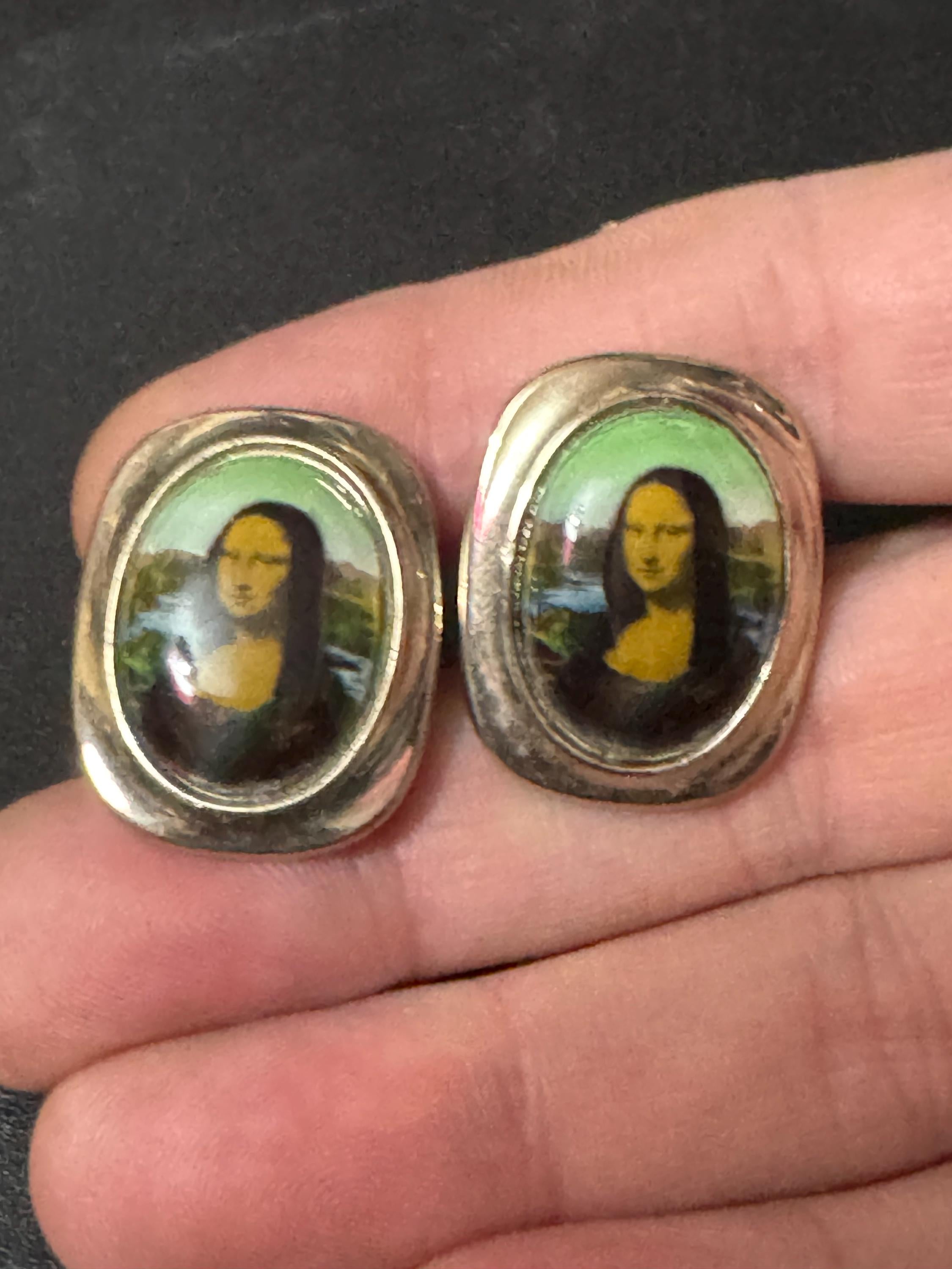 mid century modernist vintage silver tone novelty fine art Mona Lisa portrait men’s cufflinks