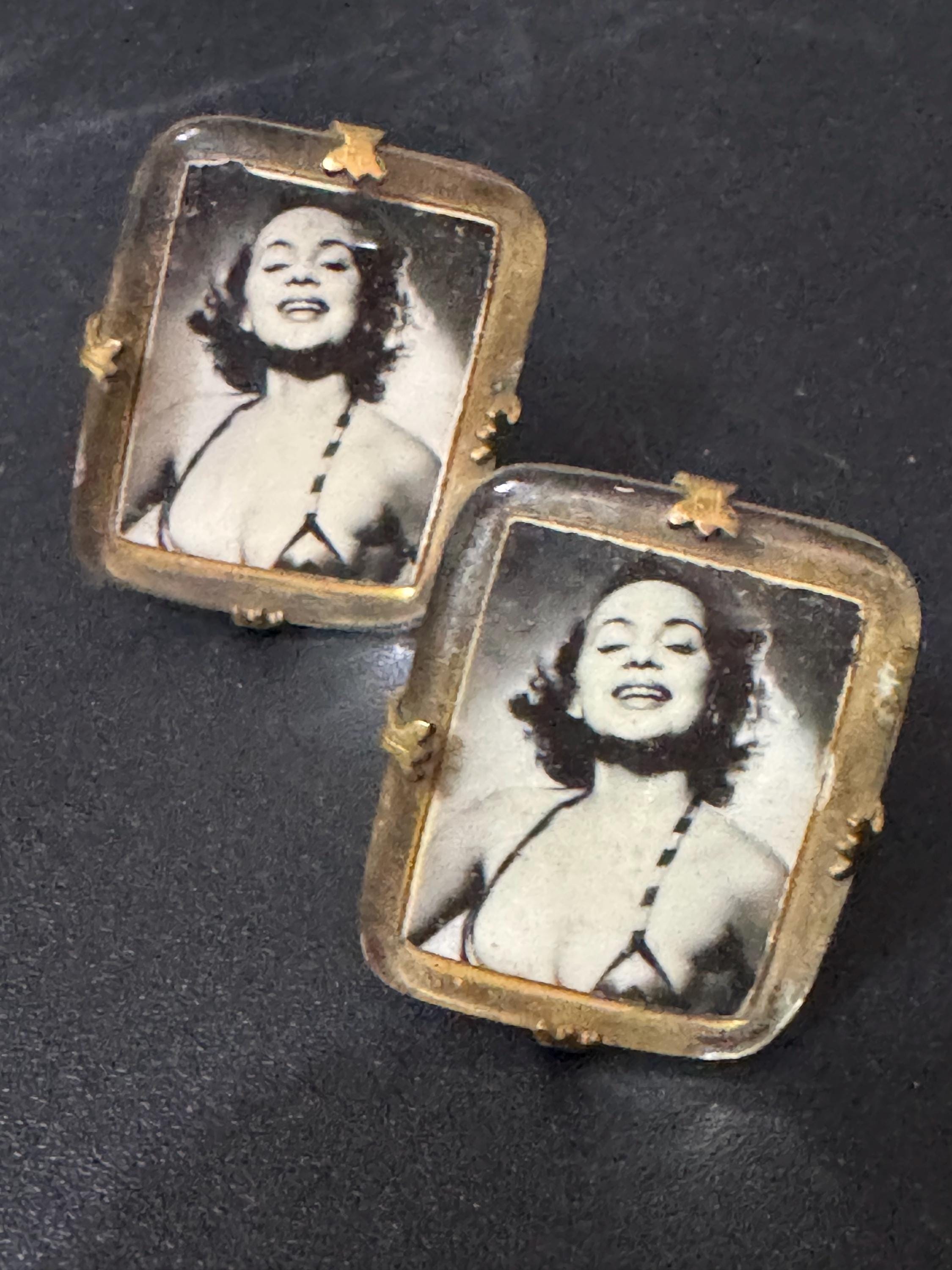 mid century modernist vintage gold tone novelty pin up girl Hollywood glamour portrait men’s cufflinks